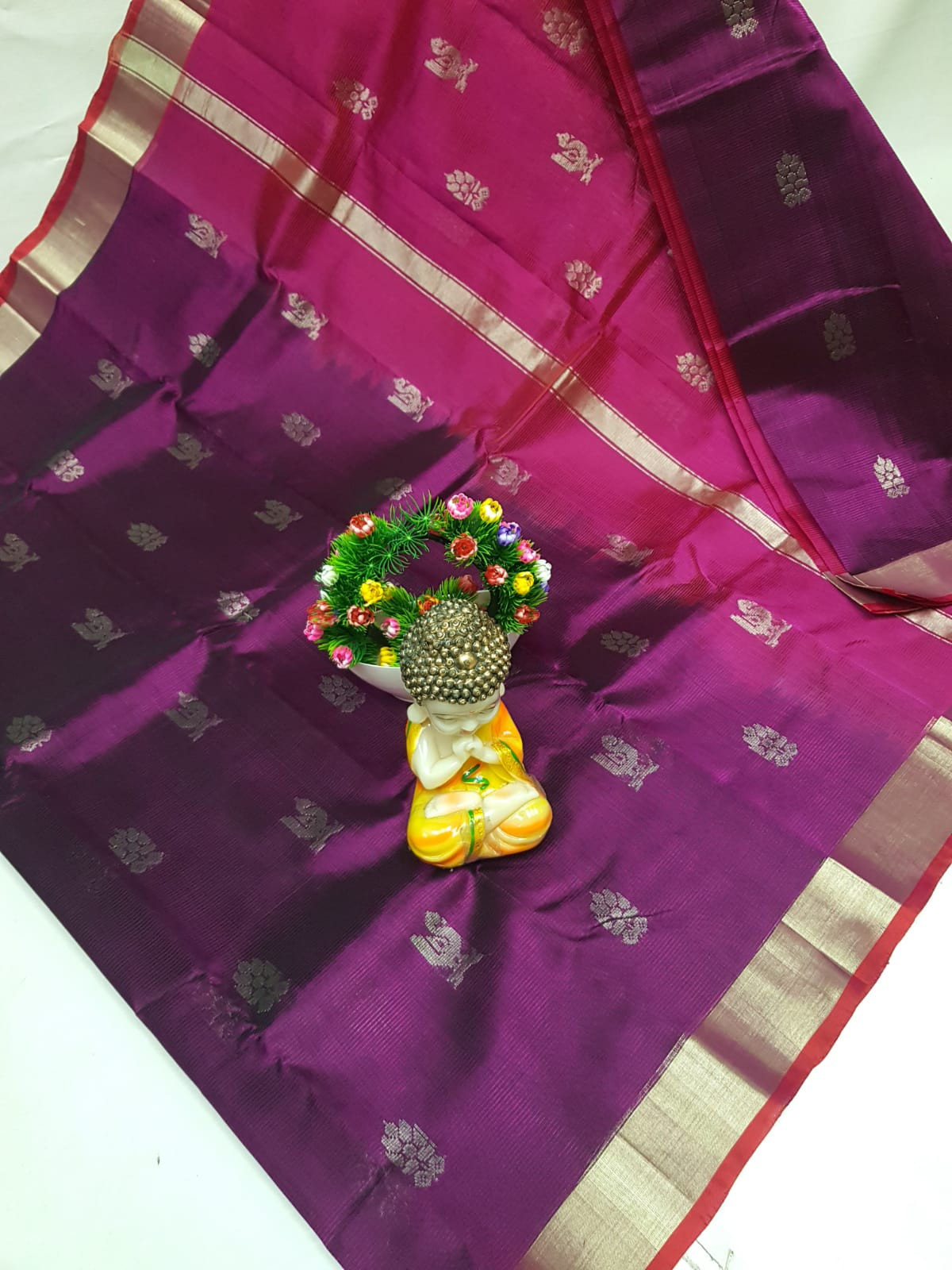 Mangalagiri Small Butta Saree