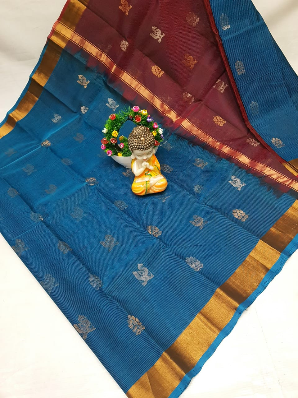 Mangalagiri Small Butta Saree