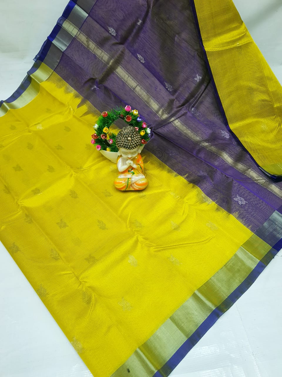 Mangalagiri Small Butta Saree