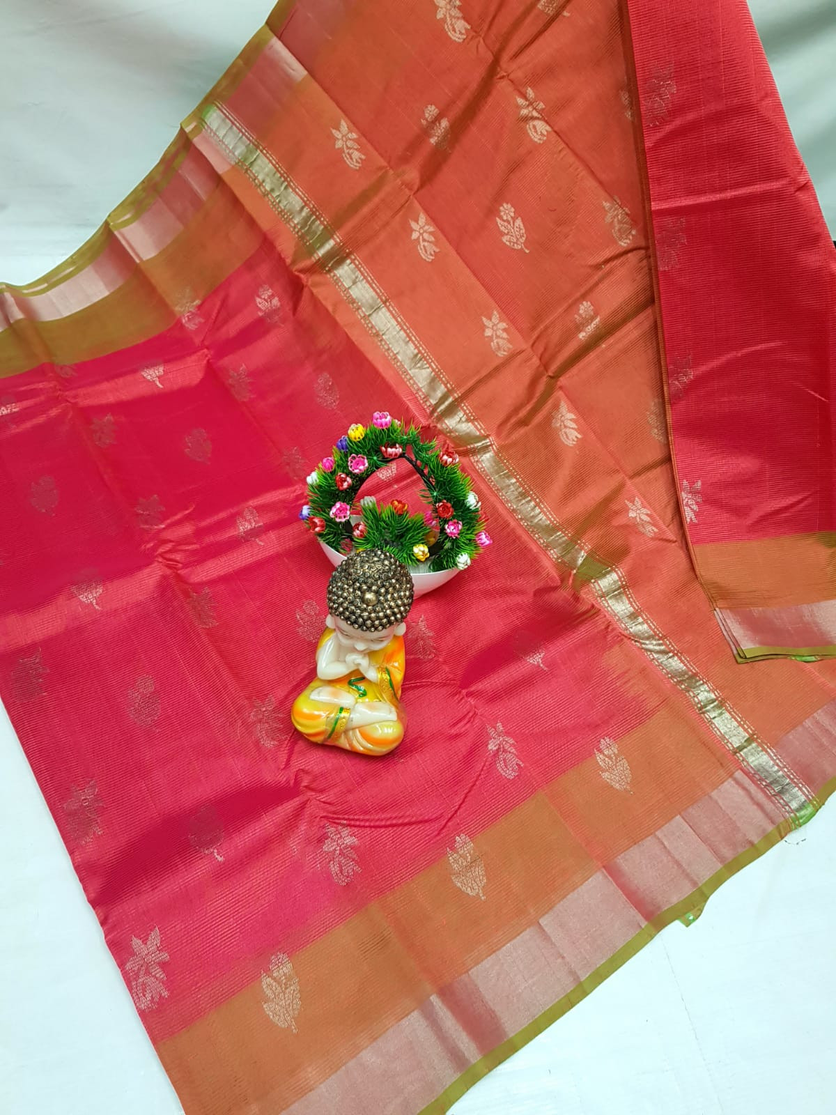 Mangalagiri Small Butta Saree