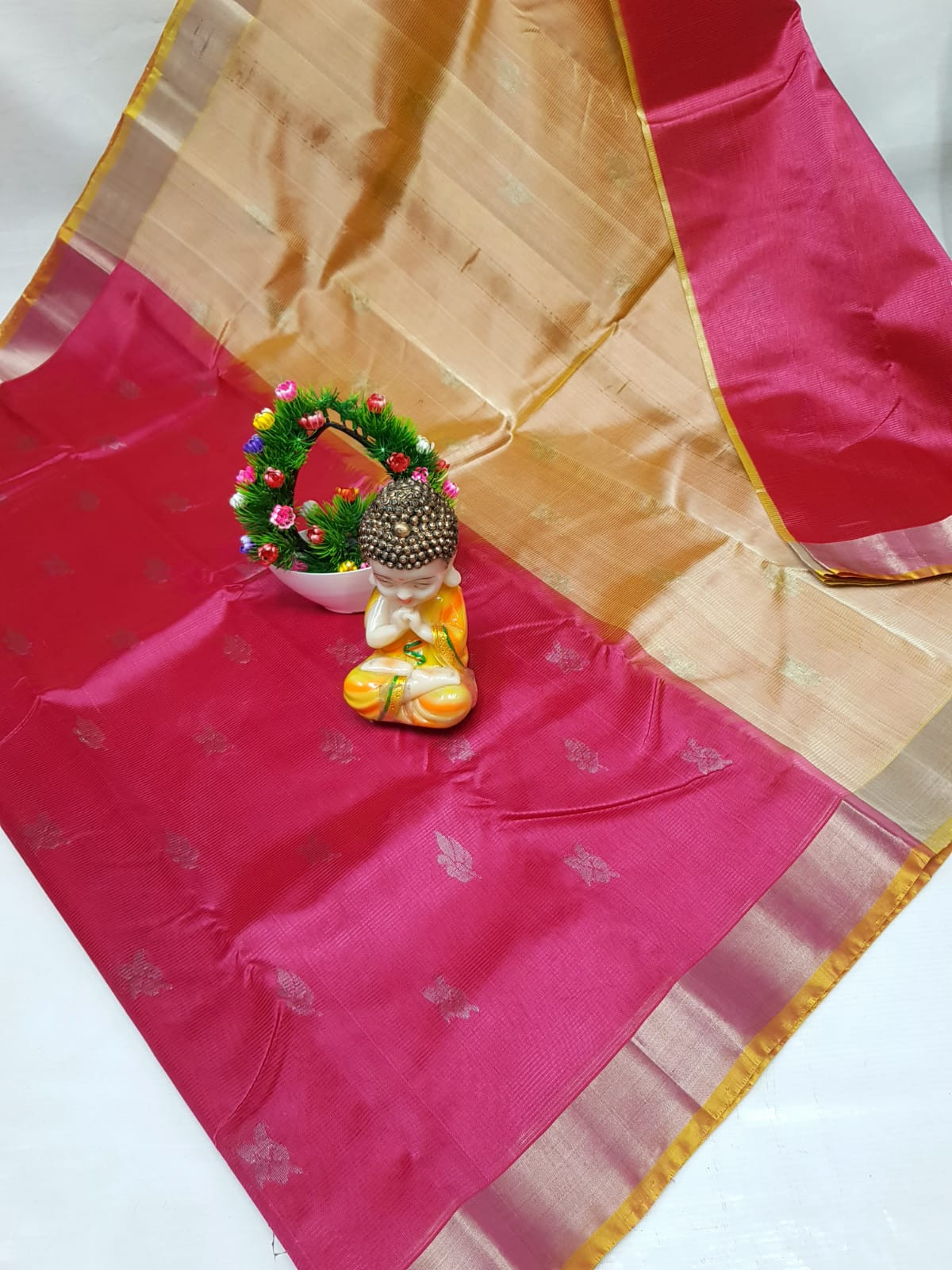 Mangalagiri Small Butta Saree