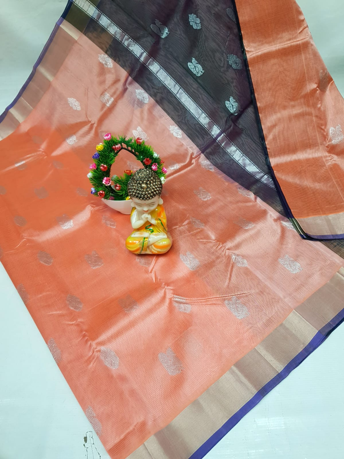 Mangalagiri Small Butta Saree