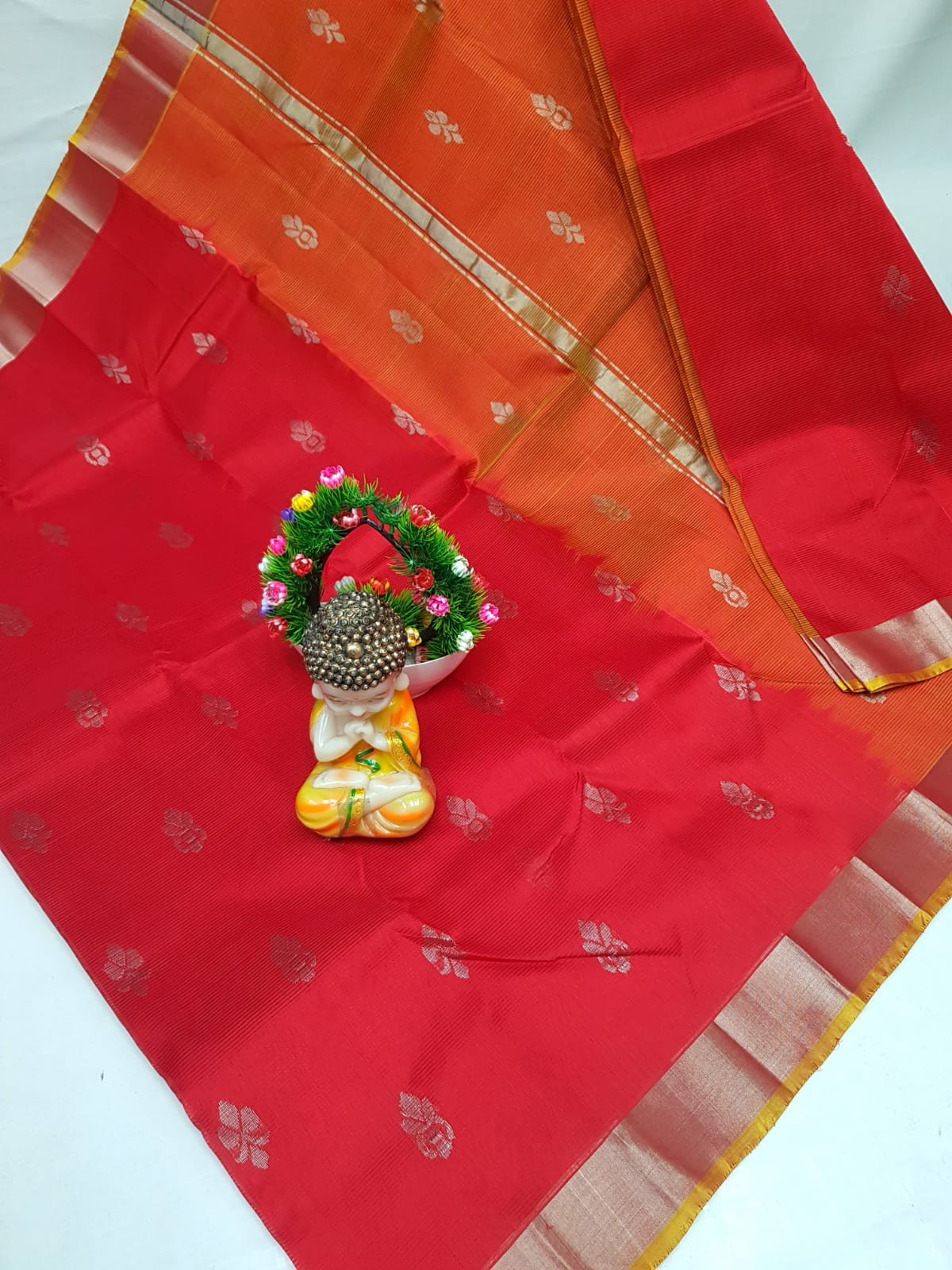 Mangalagiri Small Butta Saree