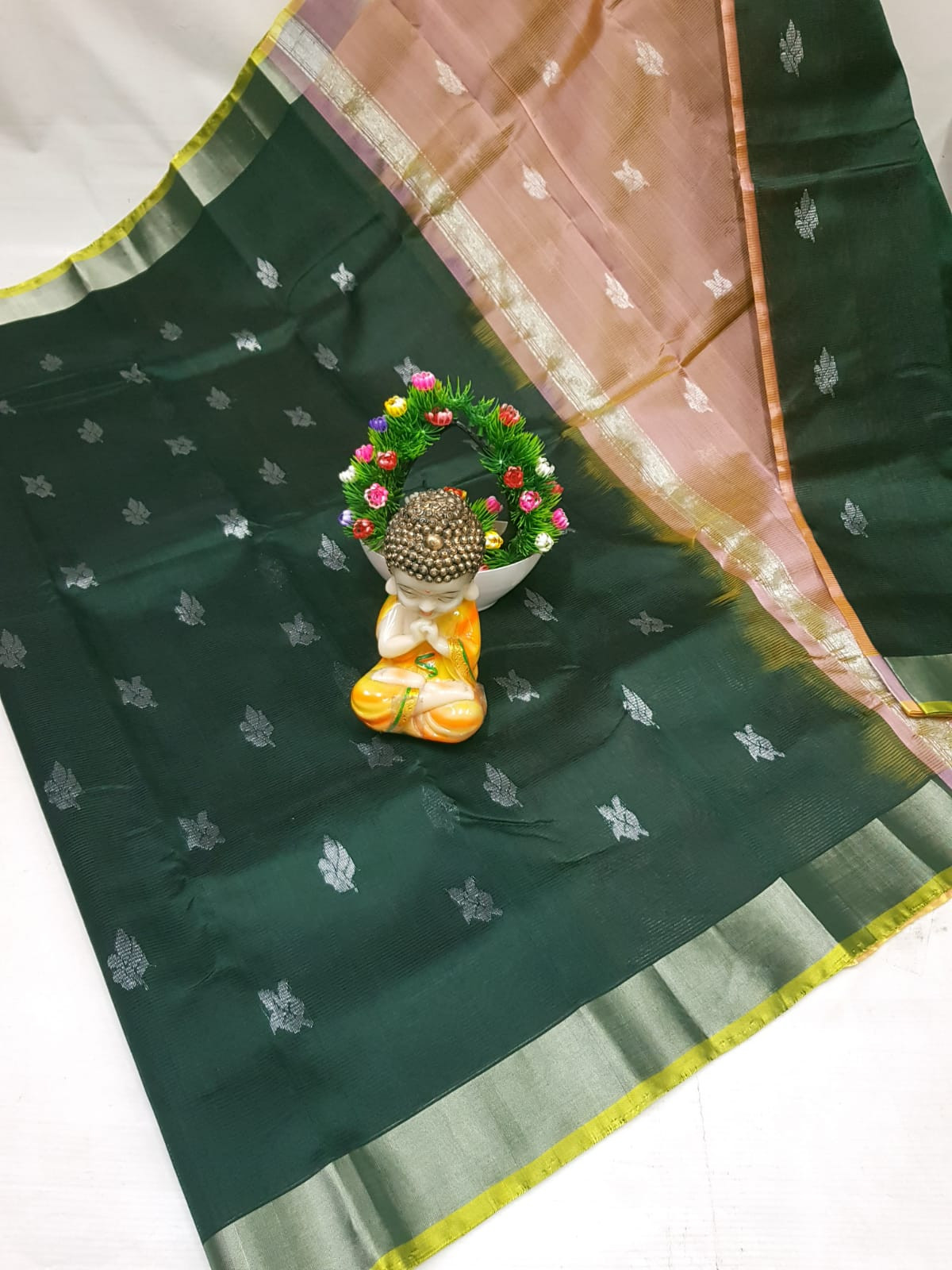 Mangalagiri Small Butta Saree