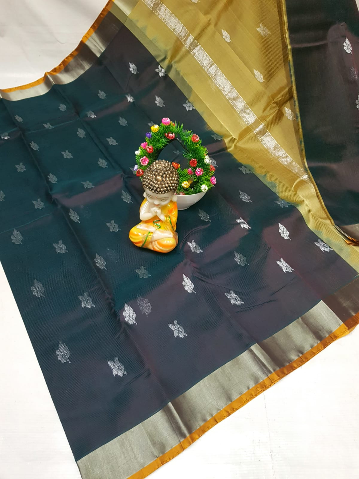 Mangalagiri Small Butta Saree