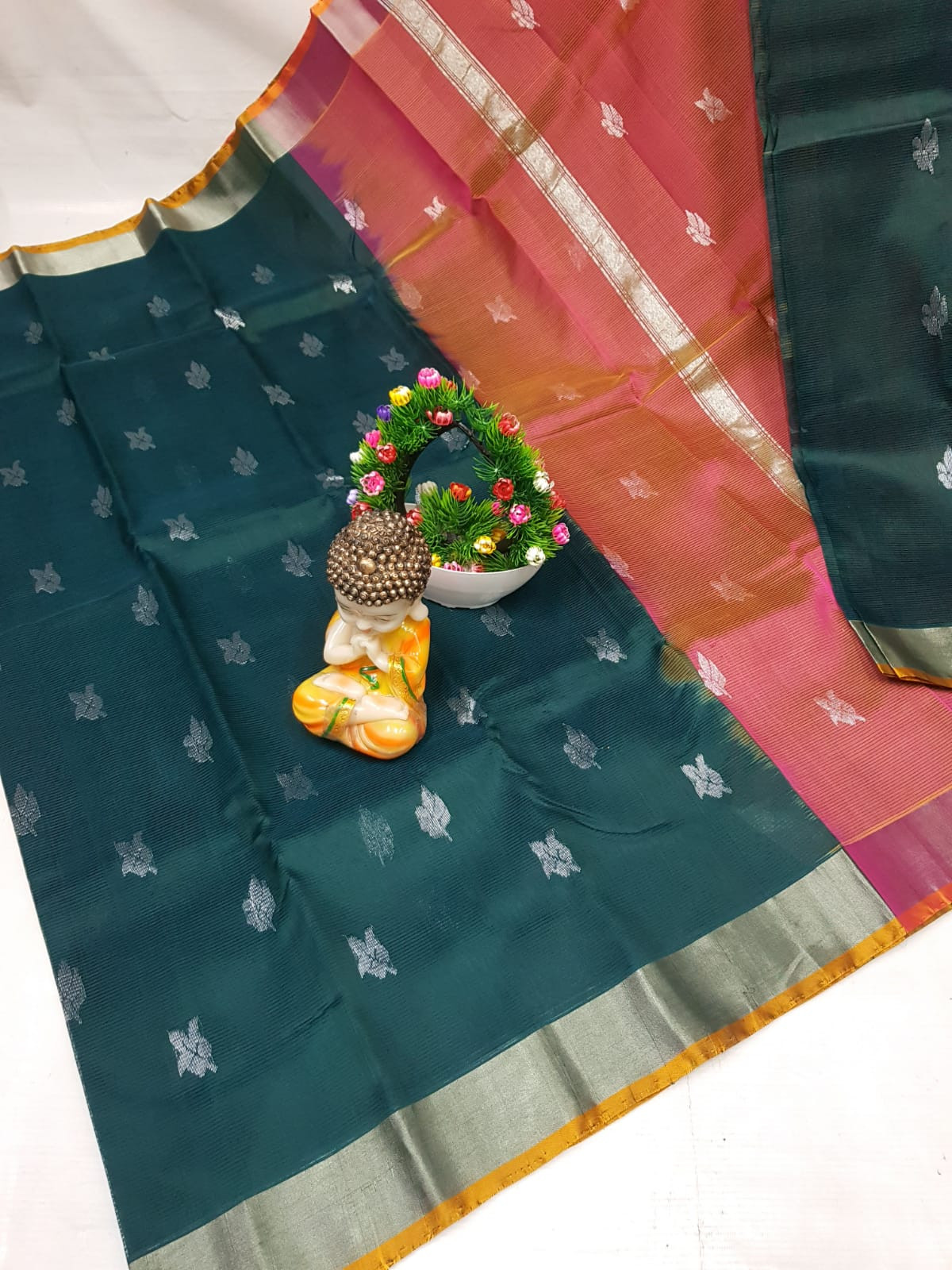 Mangalagiri Small Butta Saree
