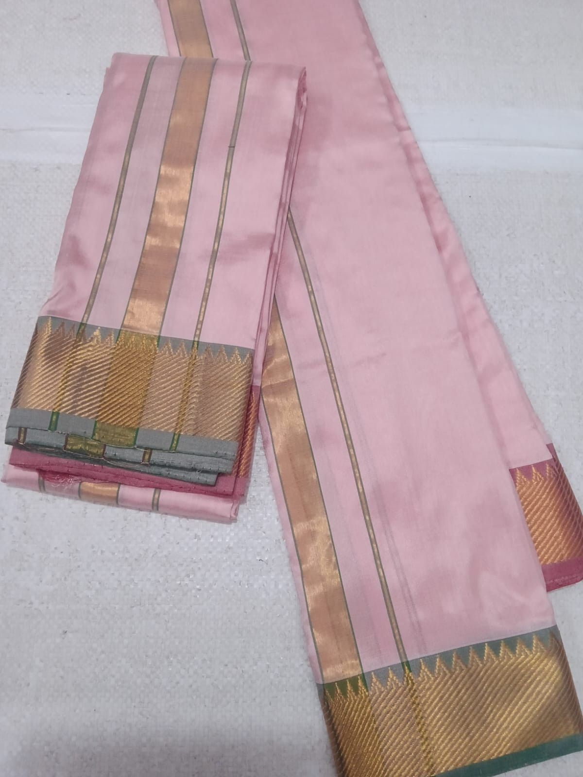 Handloom Mangalagiri Pure Silk Pancha Kanduva Set for Men