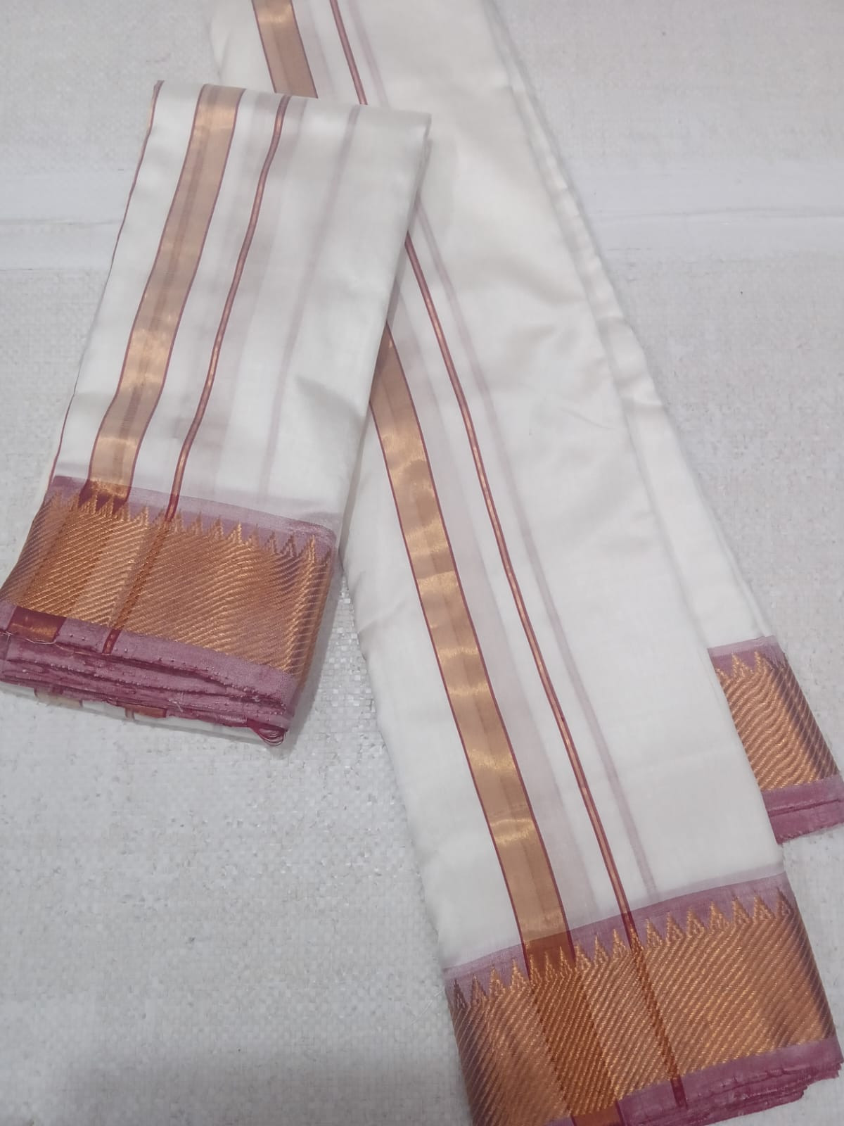 Handloom Mangalagiri Pure Silk Pancha Kanduva Set for Men