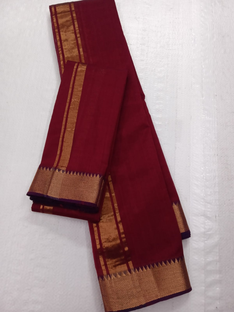 Image of Handloom Mangalagiri Silk Cotton Pancha Kanduva Set for Men