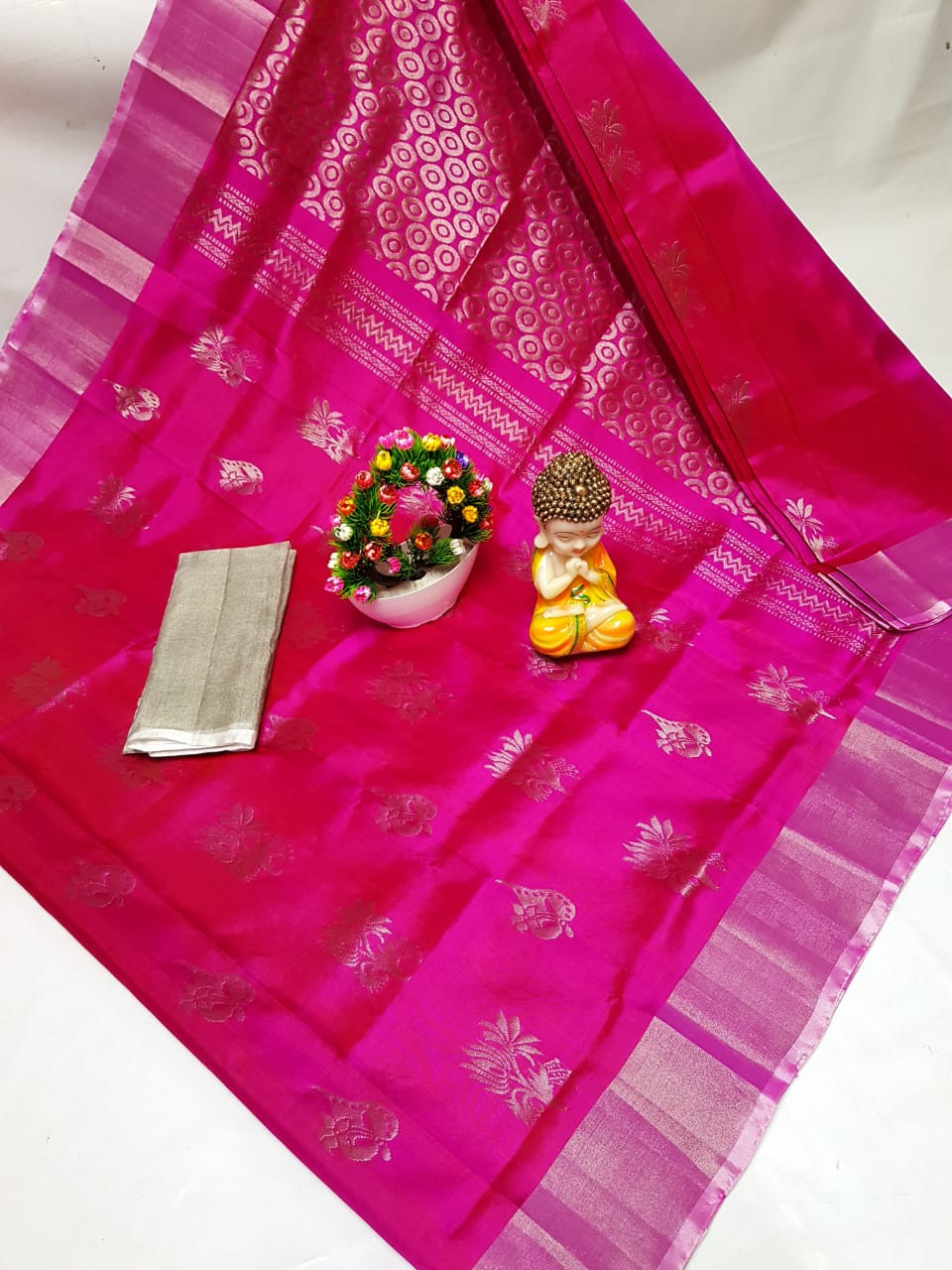 Uppada Pure Silk Silver Big Butta Saree