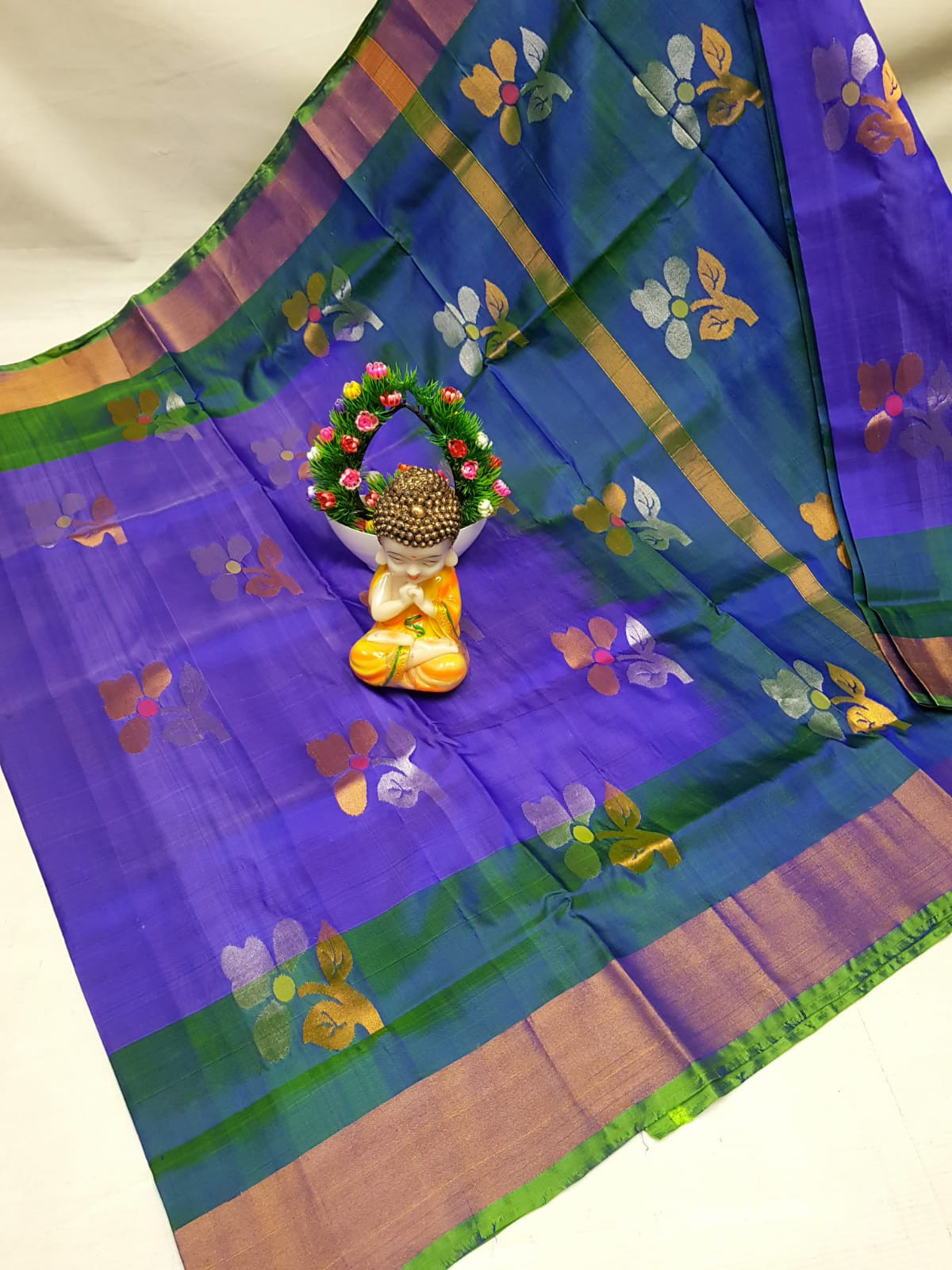 Uppada Jamdani Butta Design Saree