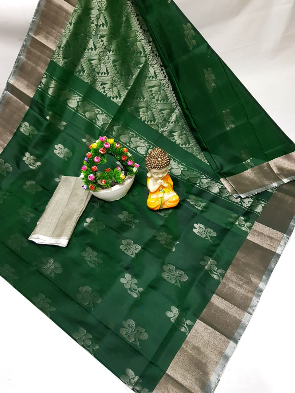 Uppada Pure Silk Silver Big Butta Saree