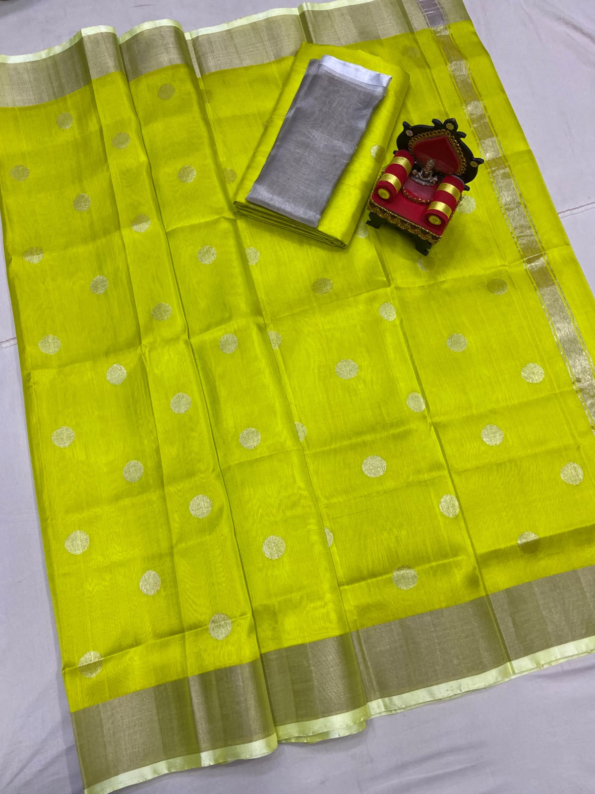 Uppada Pure Silk Coin Butta Saree