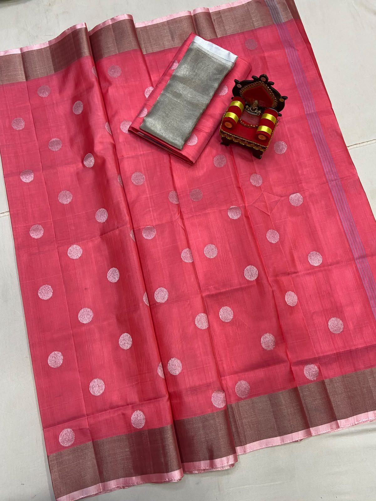 Uppada Pure Silk Coin Butta Saree