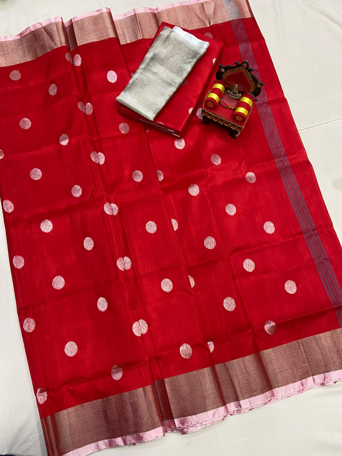 Uppada Pure Silk Coin Butta Saree