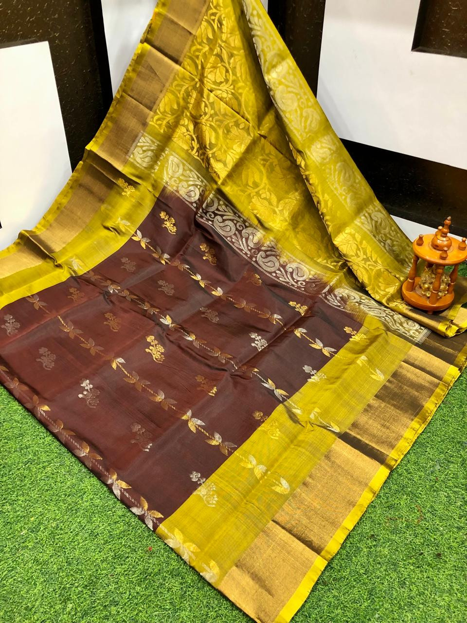Uppada Pure Silk Butterfly Butta Design Saree