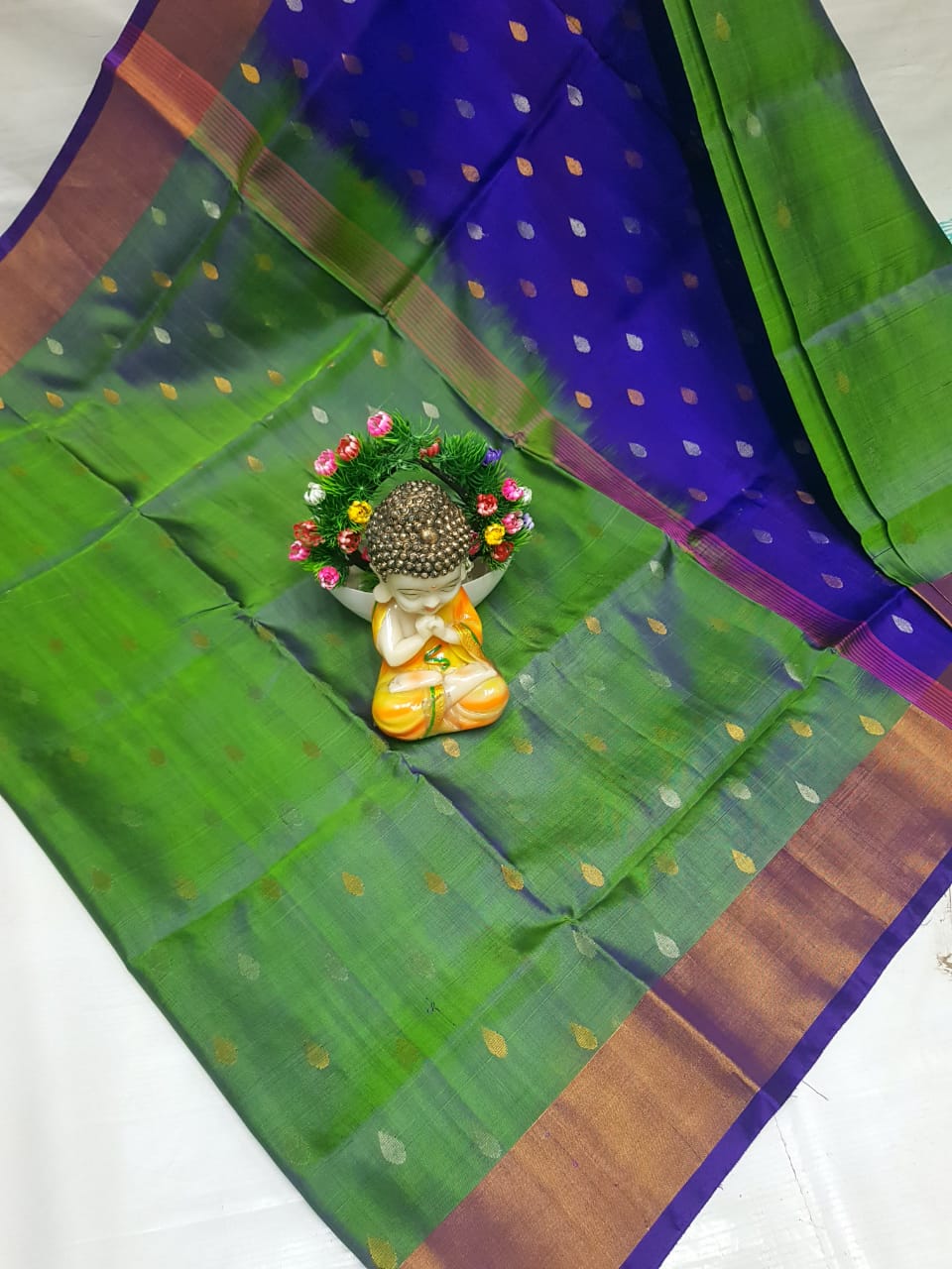 Uppada Pure Silk Nakshatra Butta Saree with Kaddi Border