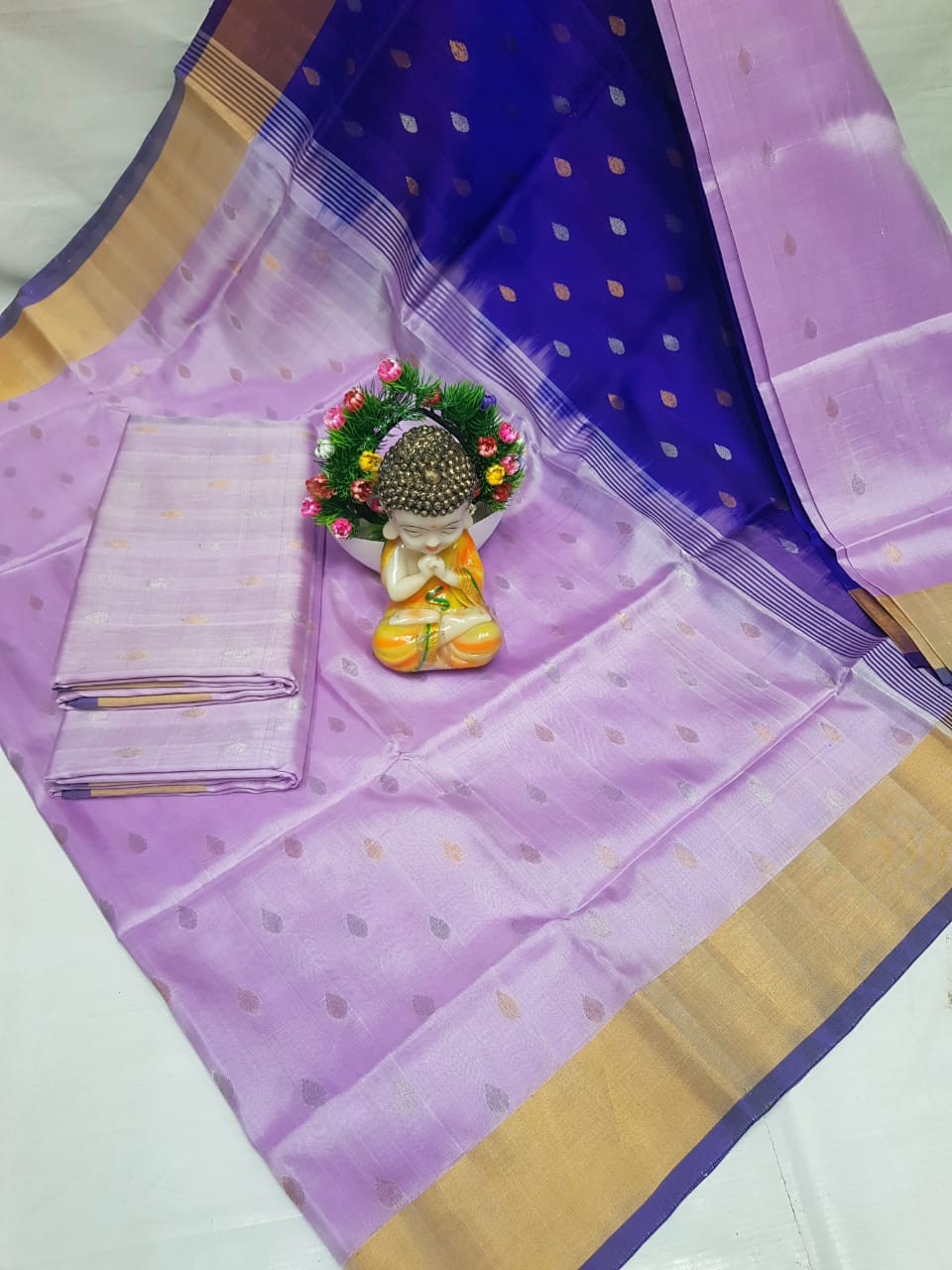 Uppada Pure Silk Nakshatra Butta Saree with Kaddi Border