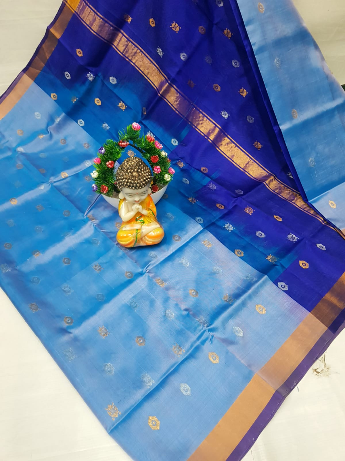 Uppada Pure Silk Nakshatra Butta Saree with Kaddi Border