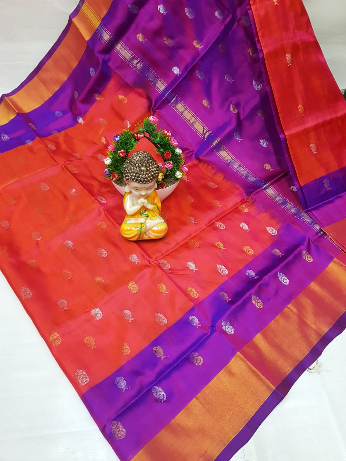 Uppada Pure Silk Nakshatra Butta Saree with Kaddi Border