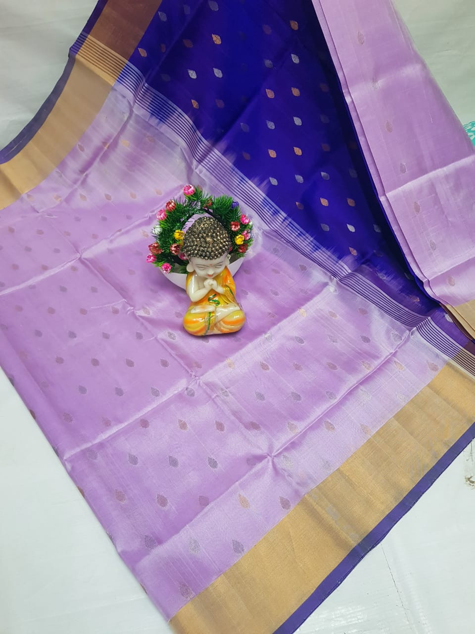 Uppada Pure Silk Nakshatra Butta Saree with Kaddi Border