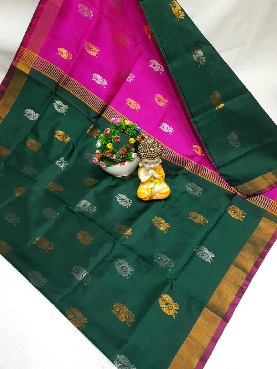 Uppada Small Border Allover Butta Saree