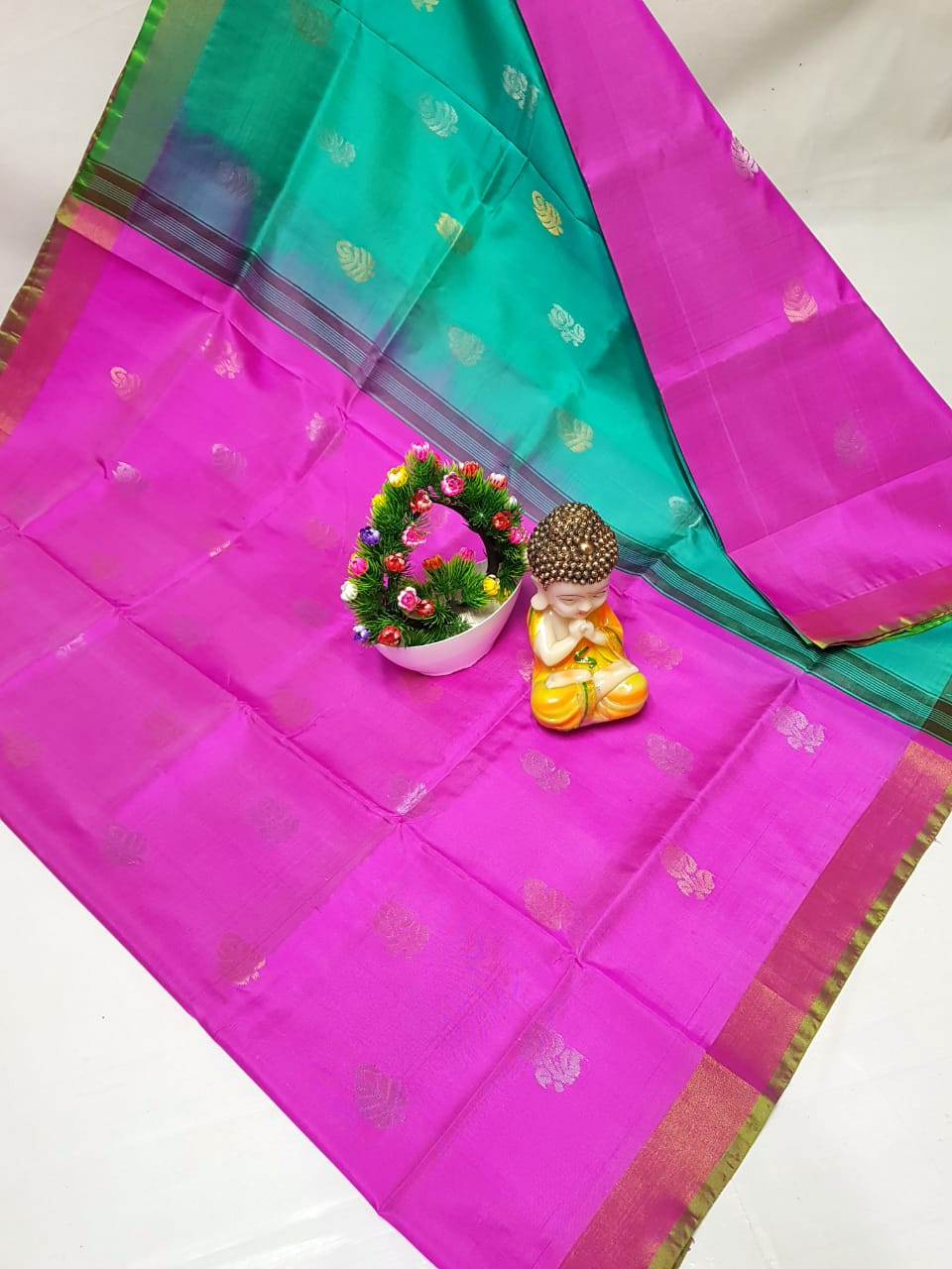 Uppada Small Border Allover Butta Saree