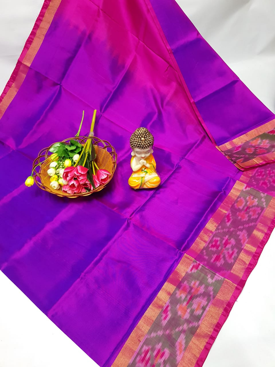 Uppada Small Pochampalli Border Pure Silk Saree