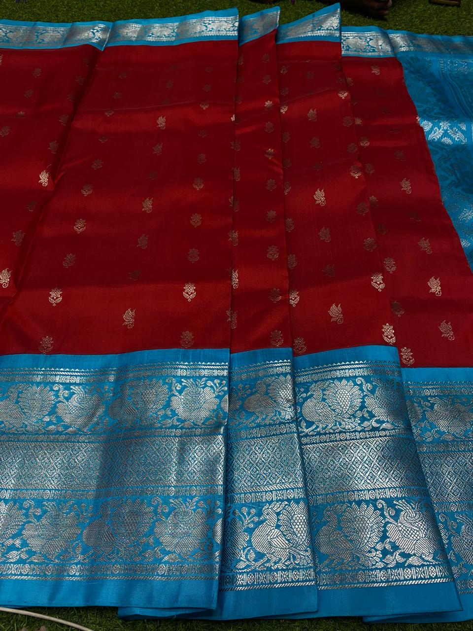 Venkatagiri Pure Handloom Pattu Kuttu Border Saree