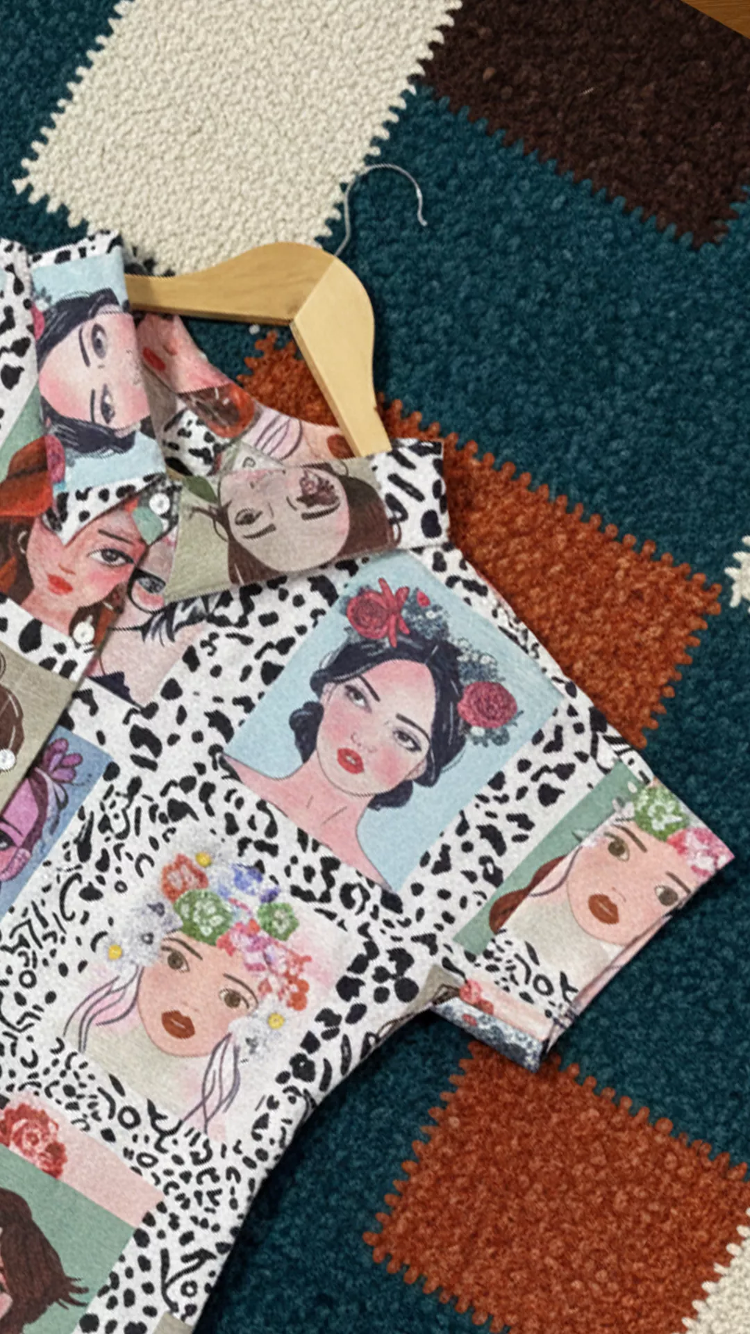 Unique Abstract Portrait Print Shirt - Short-Sleeve Boxy Fit