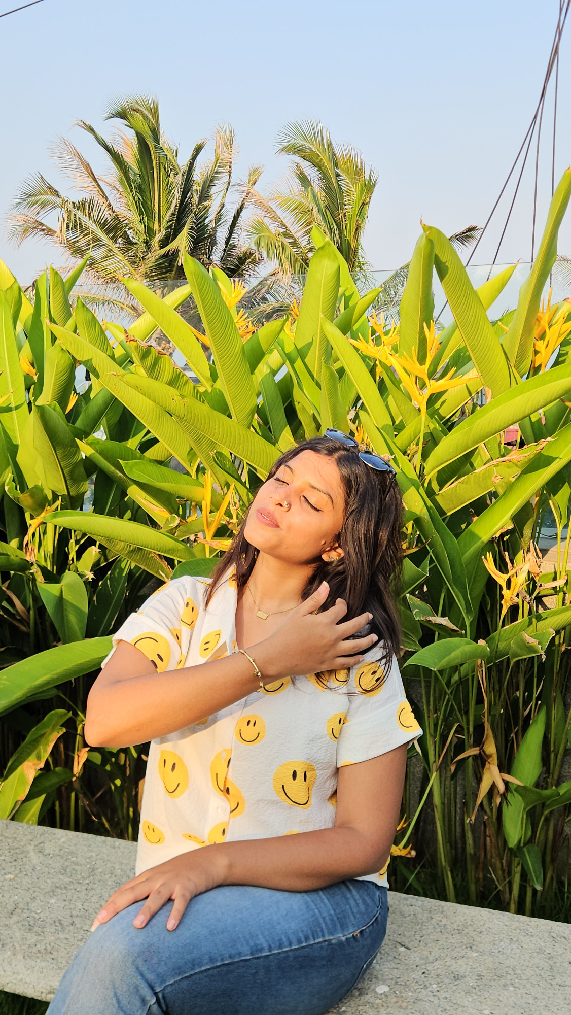 TROPICAL SMILES