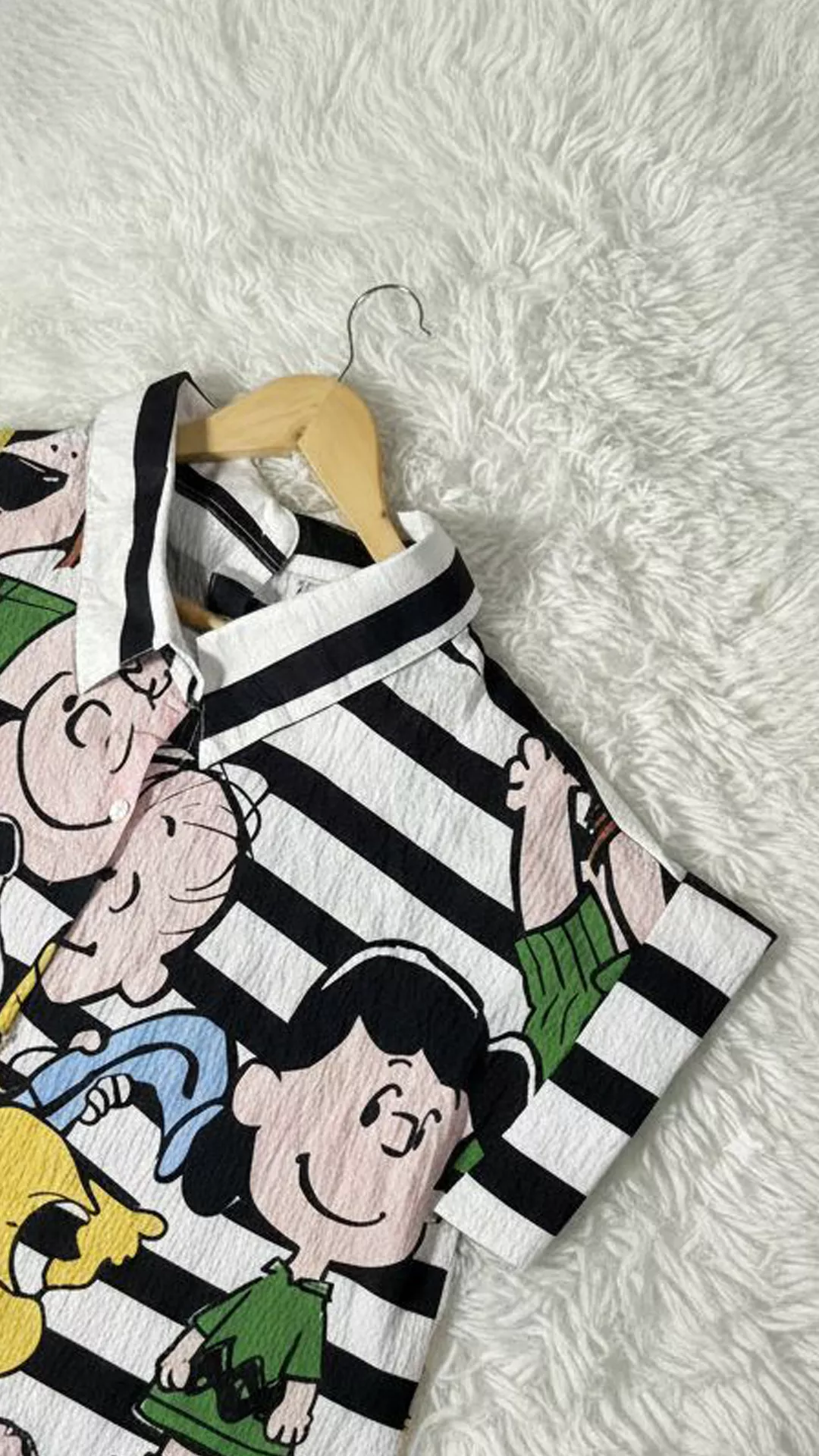 Nostalgic Cartoon Print Shirt - Short-Sleeve Oversized Collar