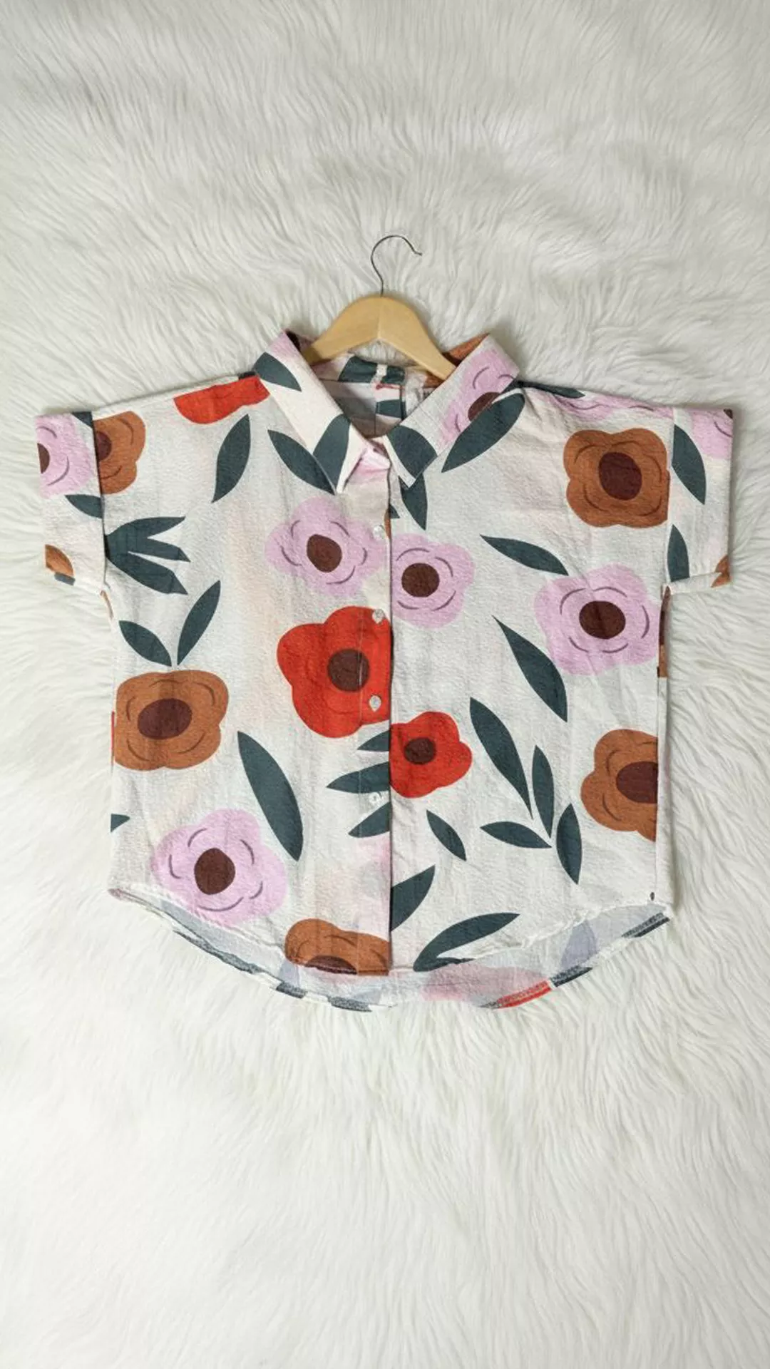 Relaxed Abstract Floral Print Short-Sleeve Shirt - Button-Down Top