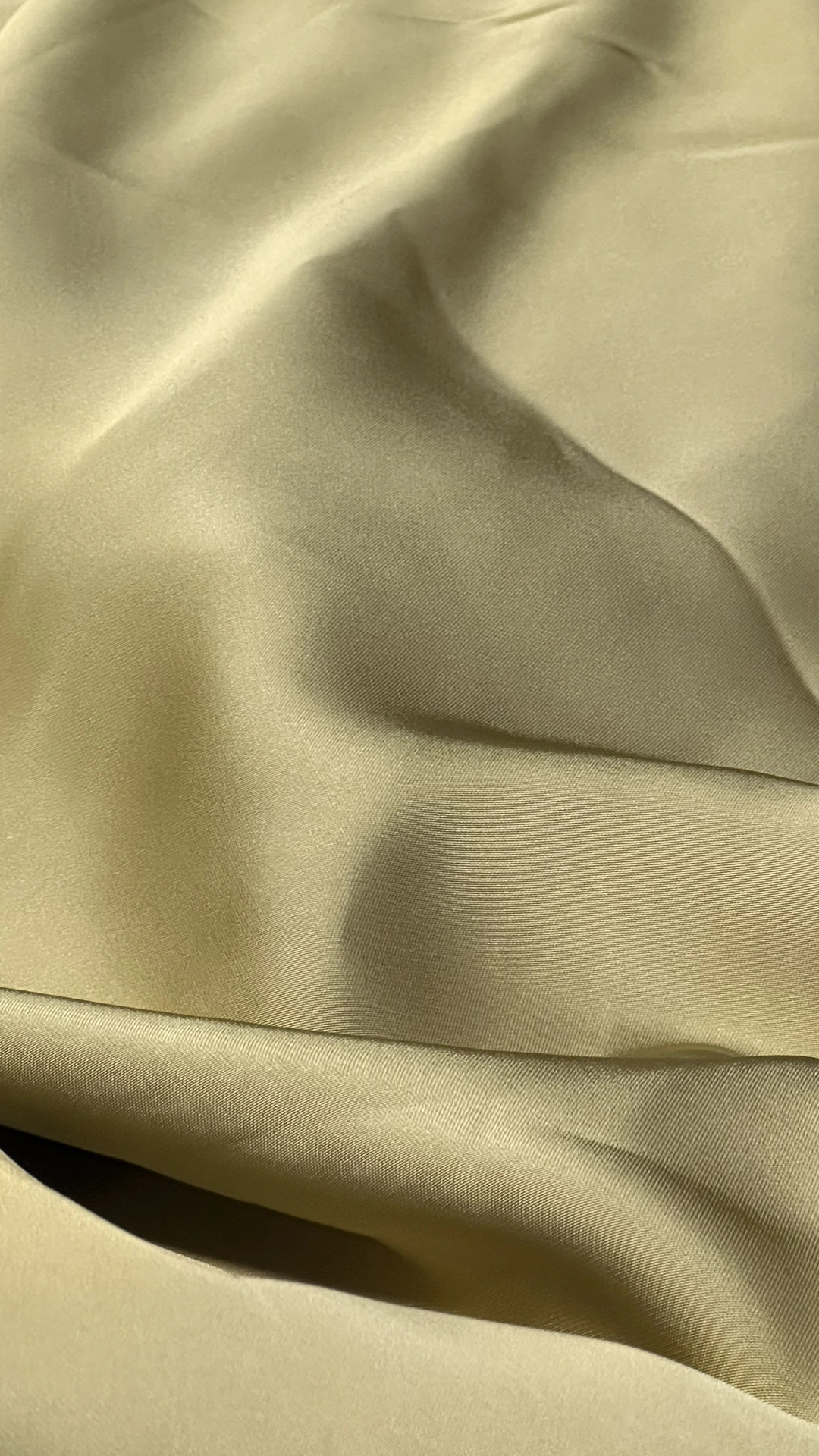 Elegant Silky Satin Slip Midi Skirt - High-Waist Flowy Fit