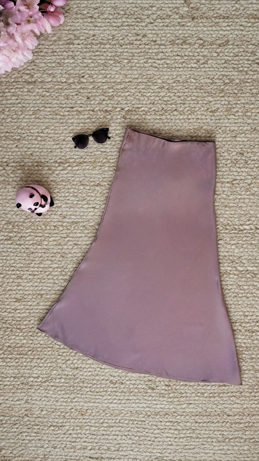 Elegant Silky Satin Slip Midi Skirt - High-Waist Flowy Fit