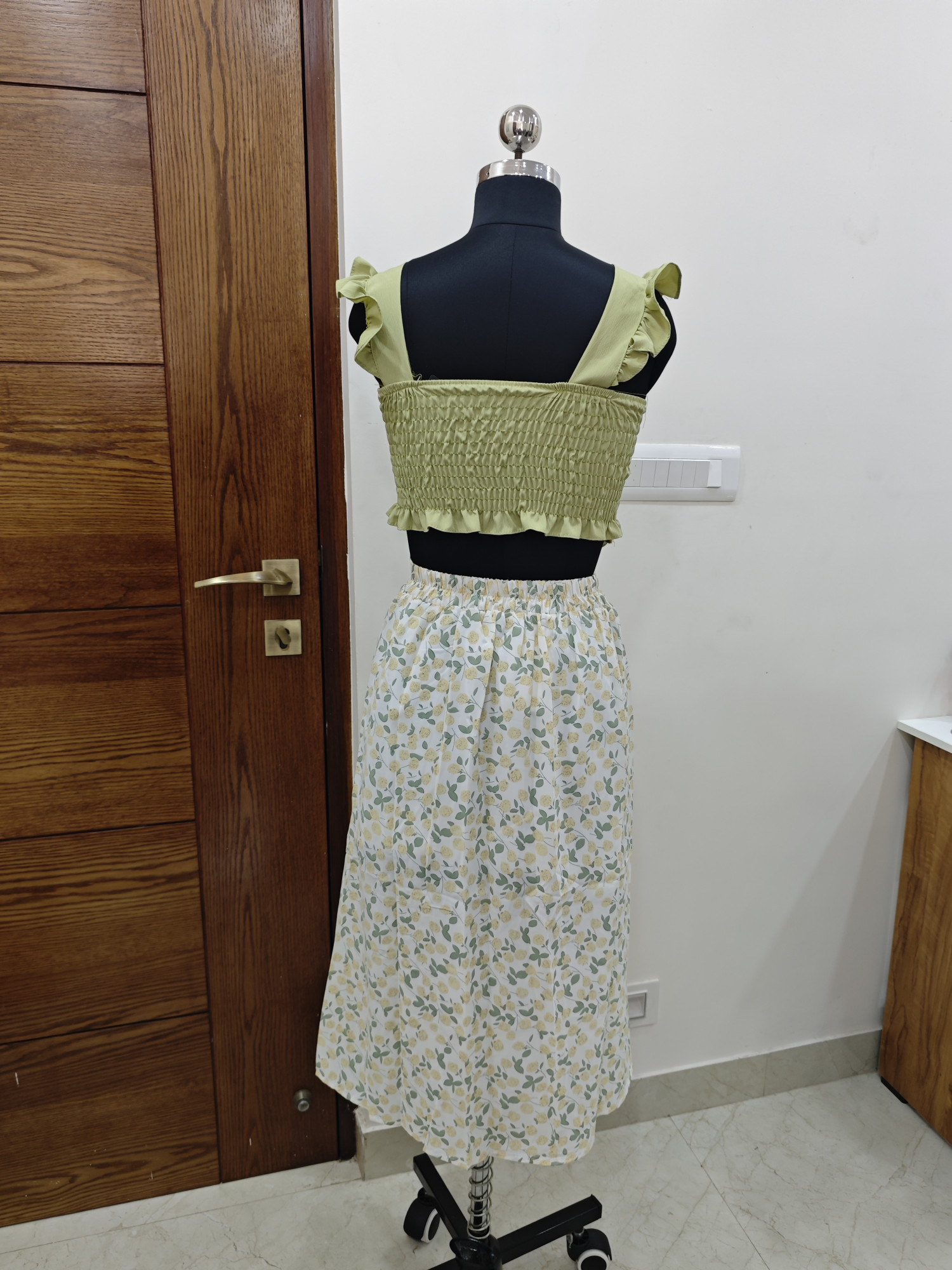 Lemon Blossom Breeze Midi Skirt