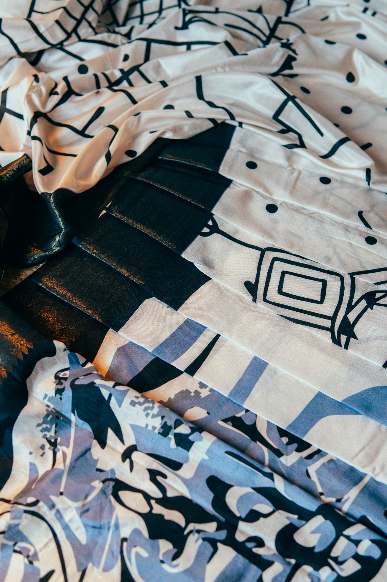 Tussar silk saree with zari motif border