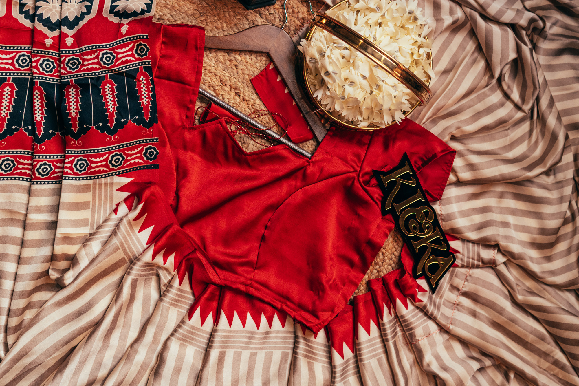 Ivory Red Weave Crepe Silk Saree