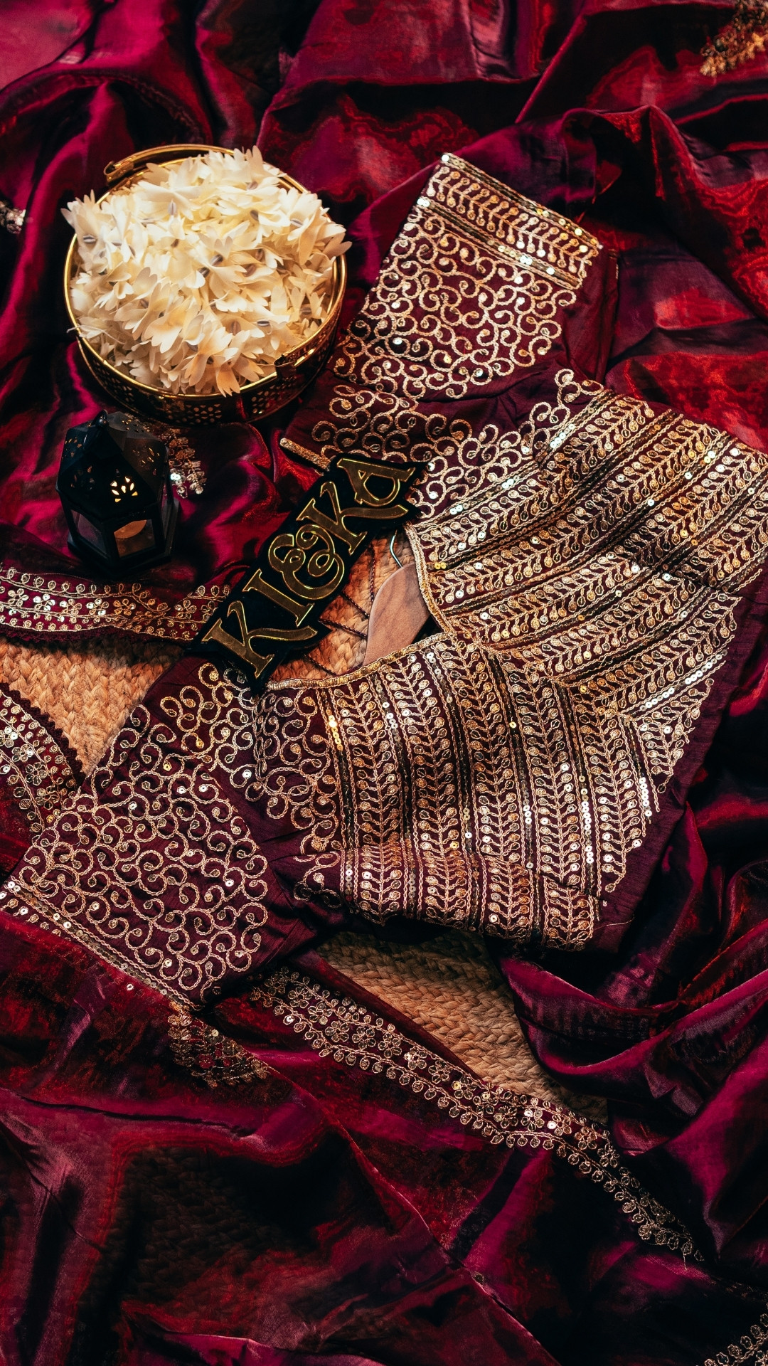 Royal Wine Weave