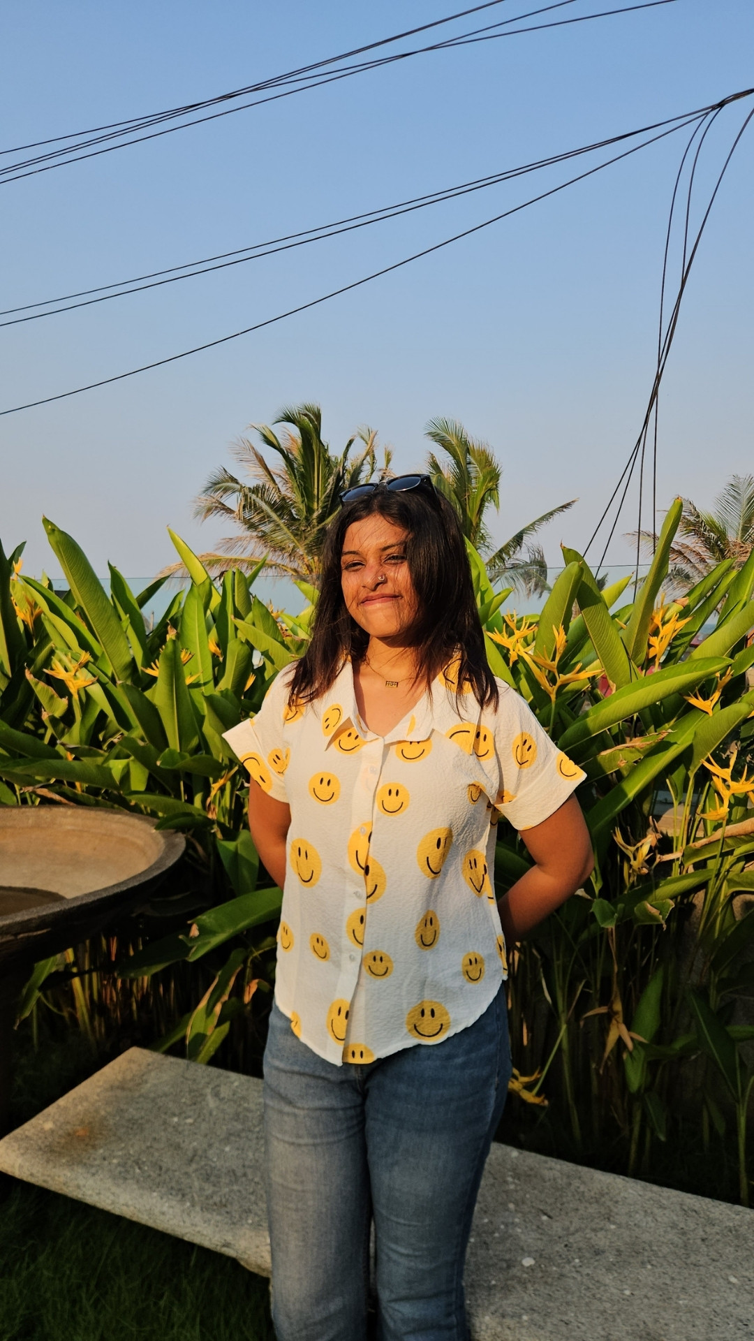 TROPICAL SMILES