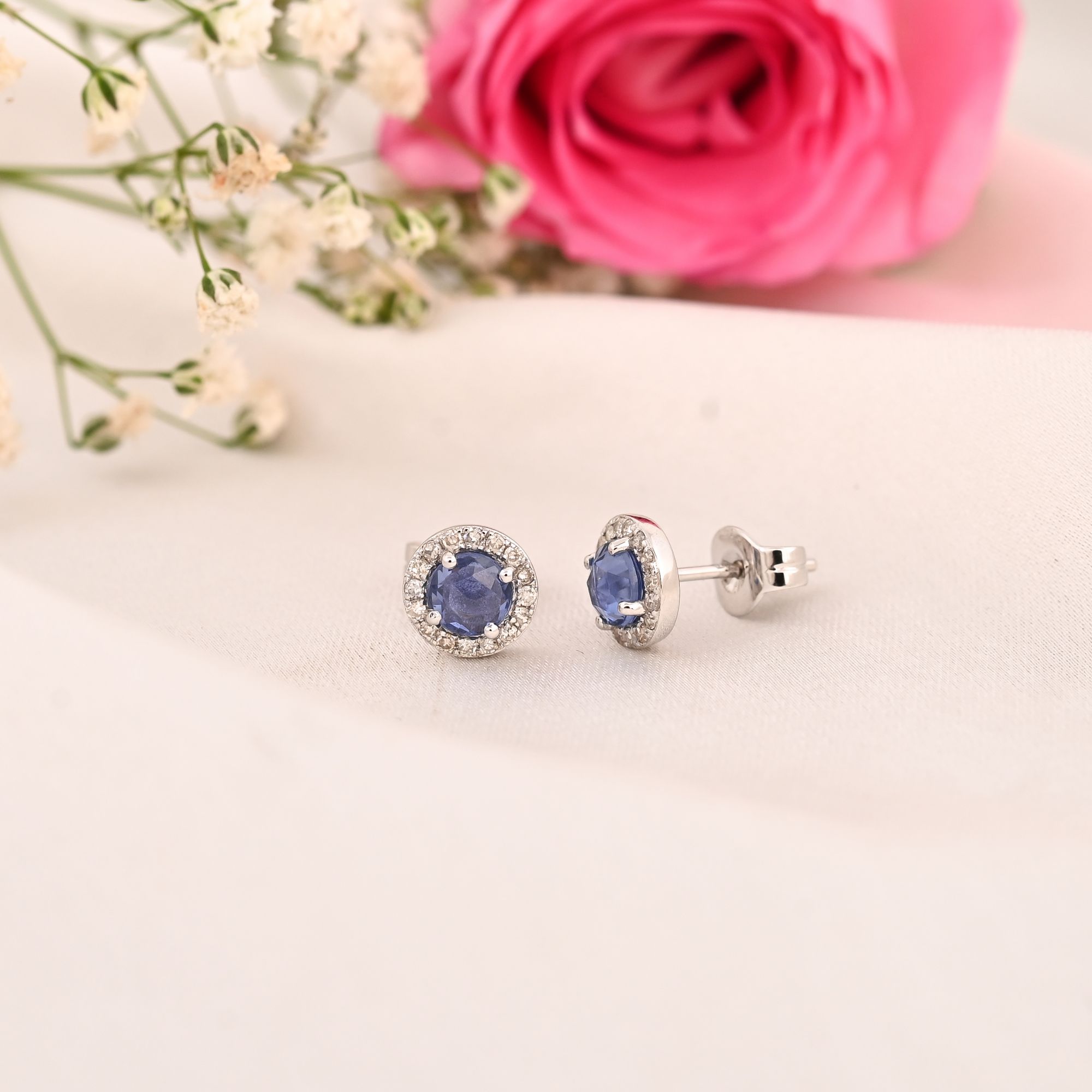 White Gold Blue Sapphire Diamond Stud Earring