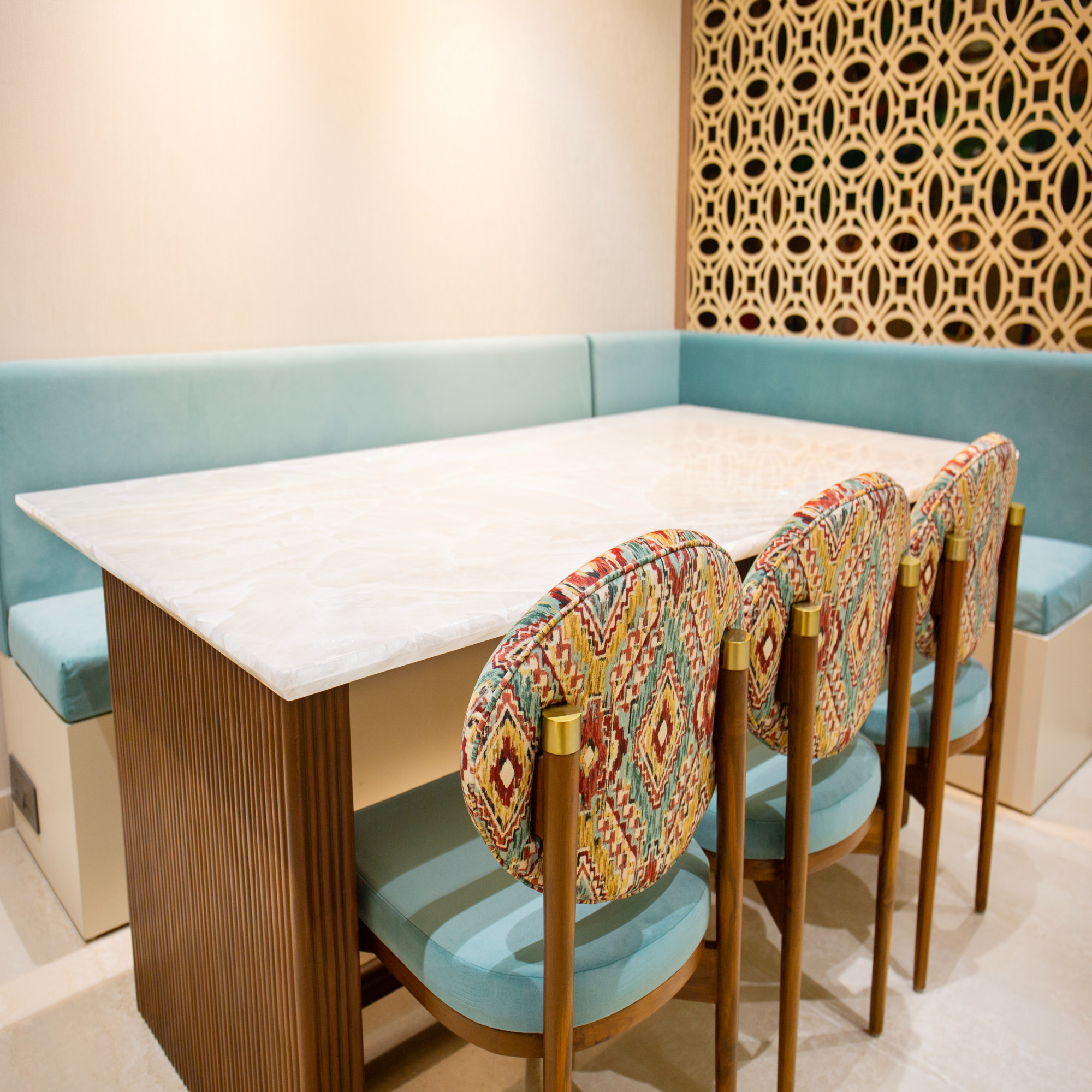 Ojal Table