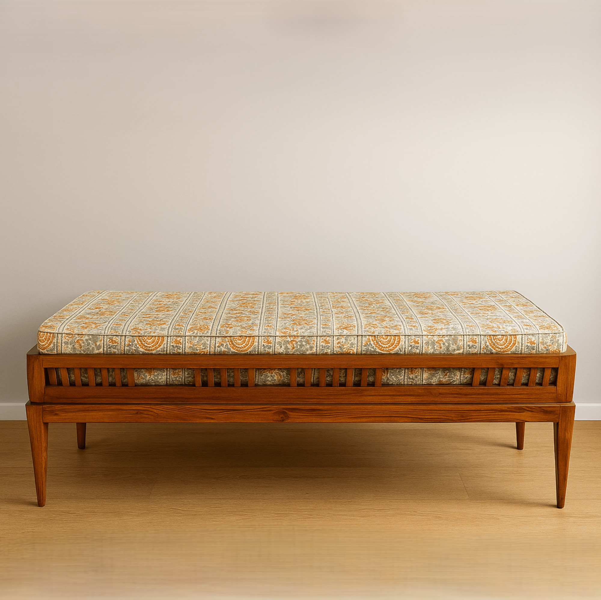 Suzi Bench
