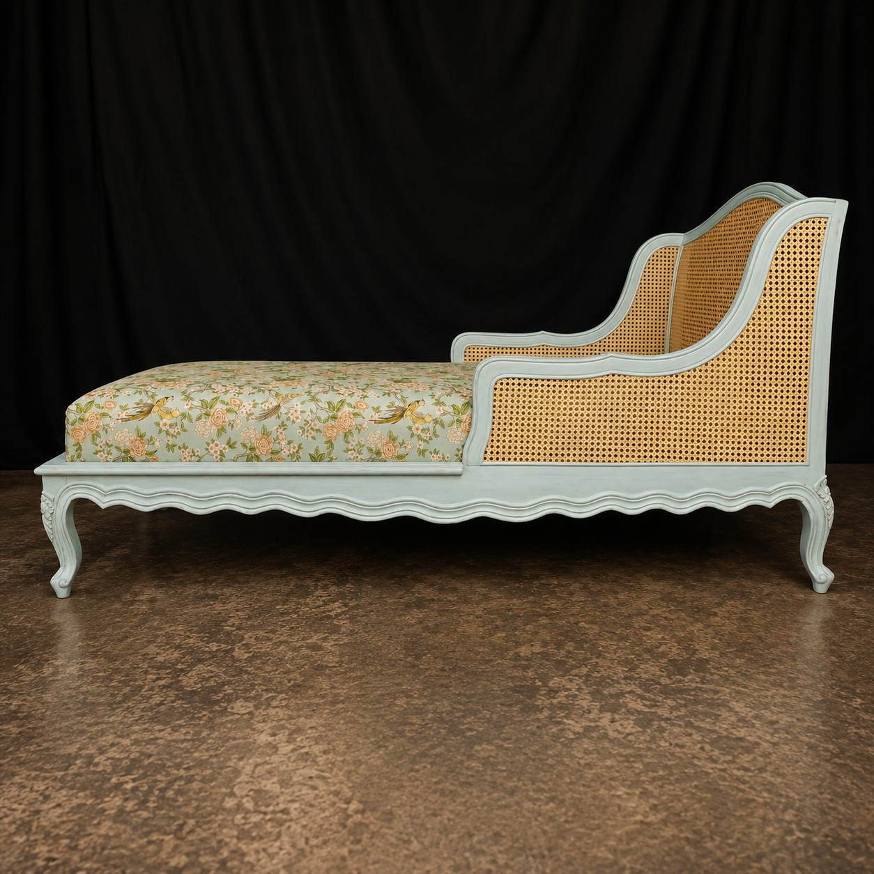 Serafina Day Bed