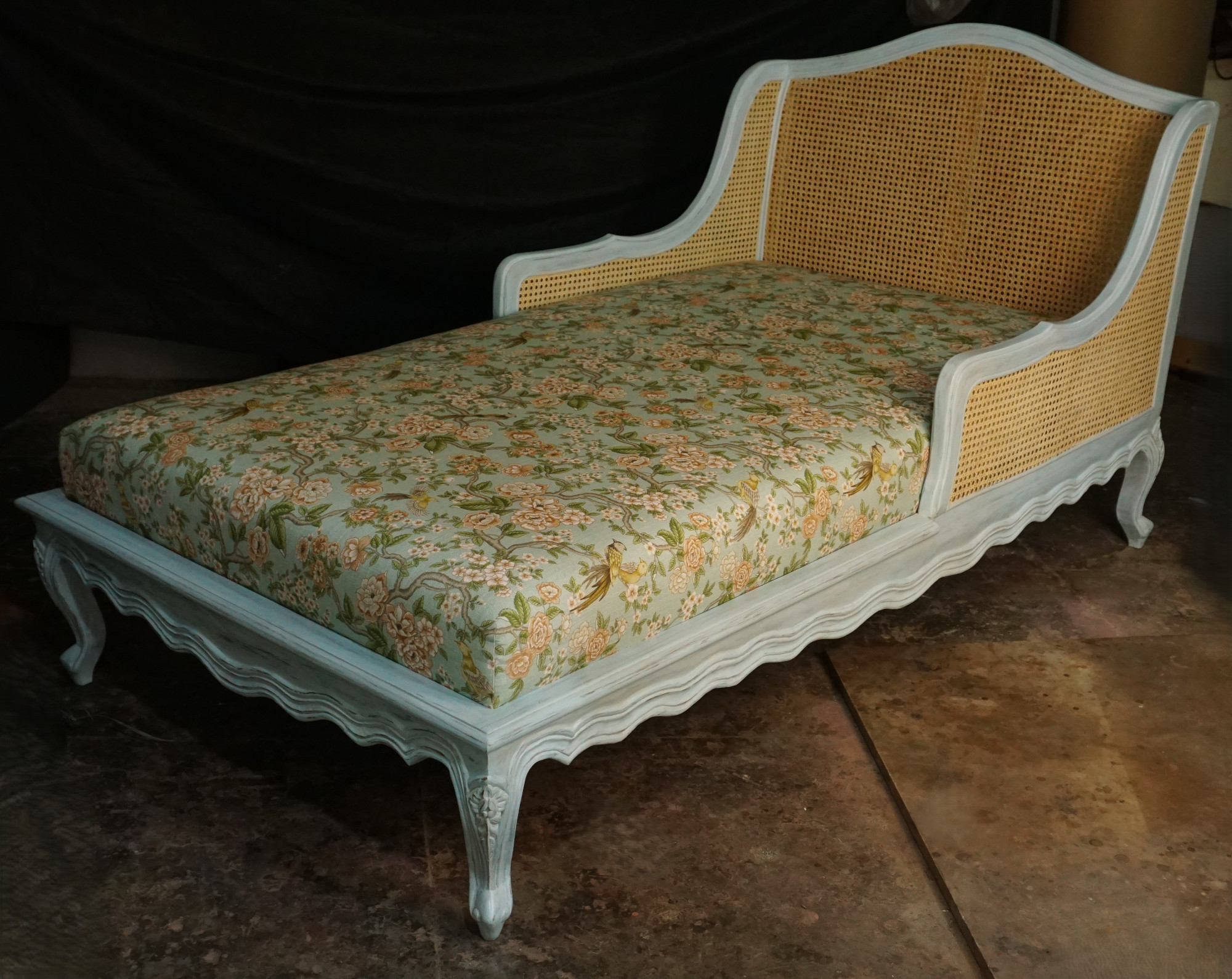 Serafina Day Bed