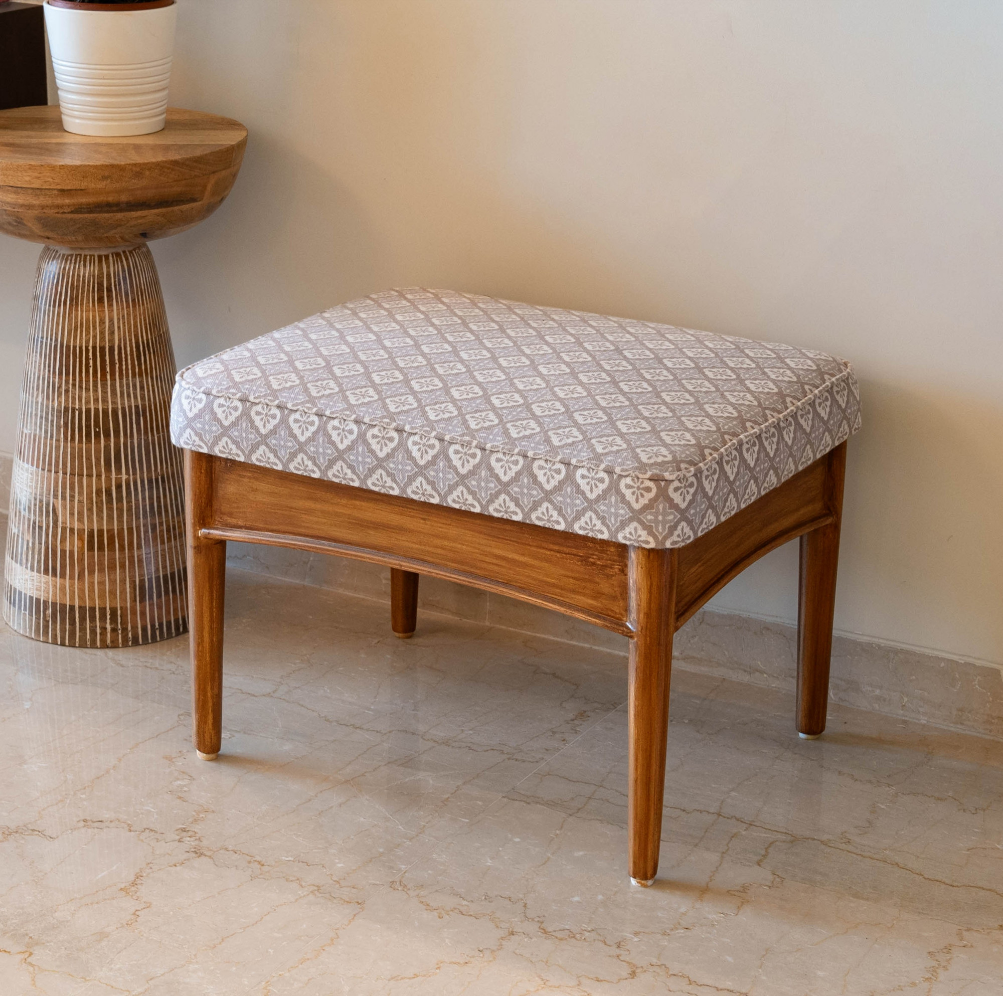 Liza Ottoman