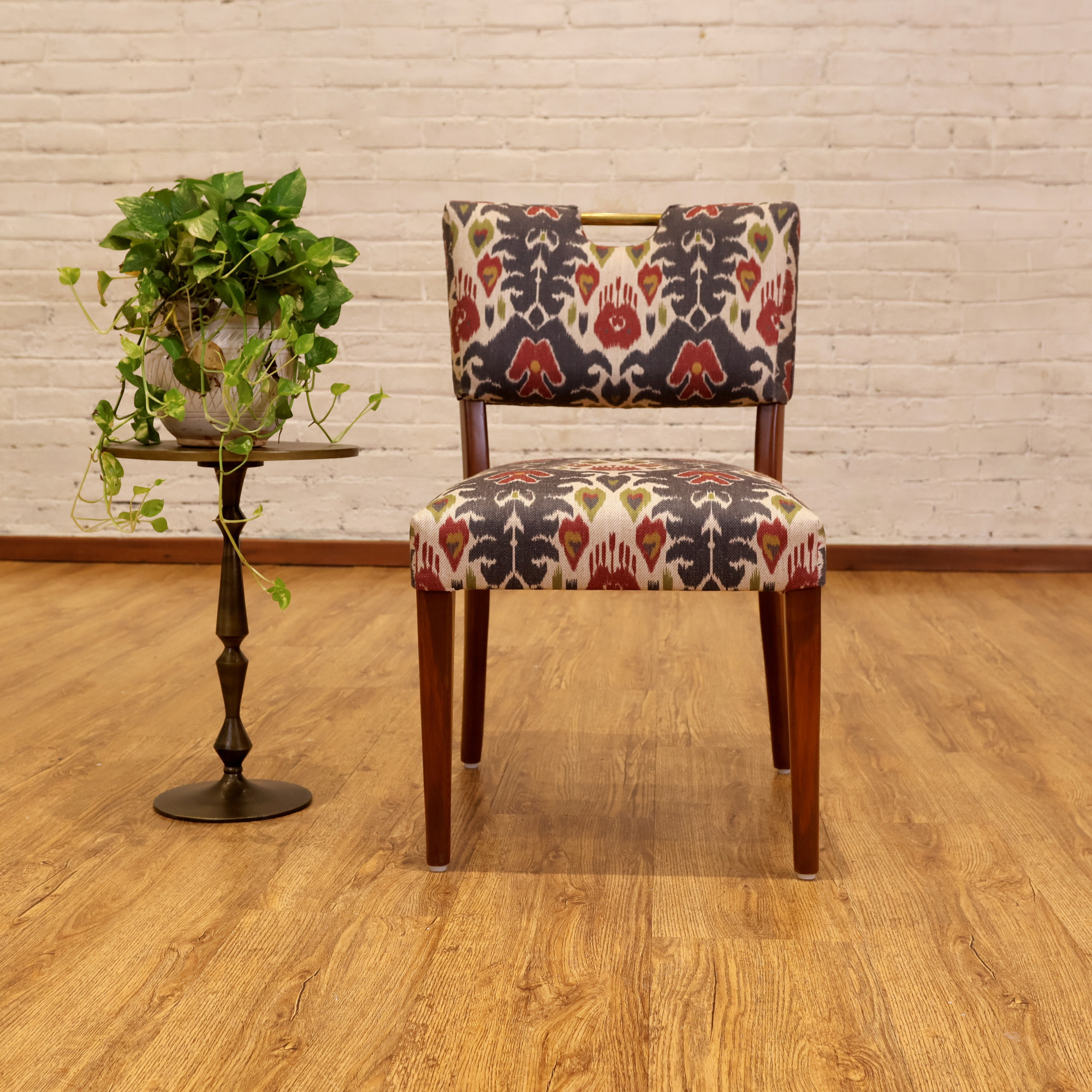 Dori Chair