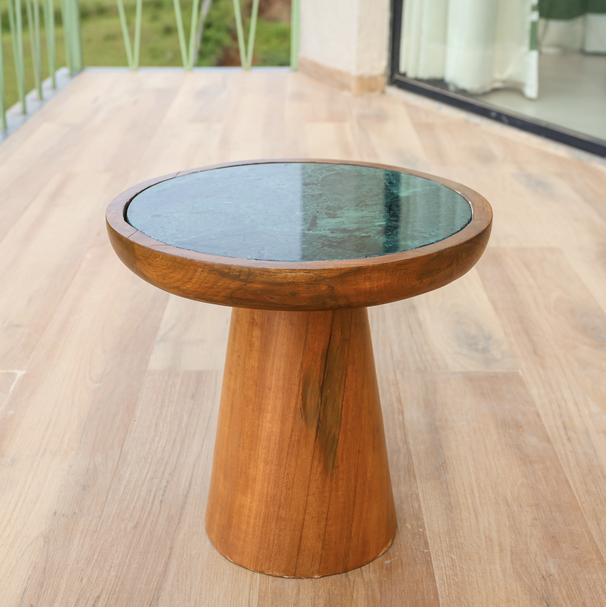 Mira End Table