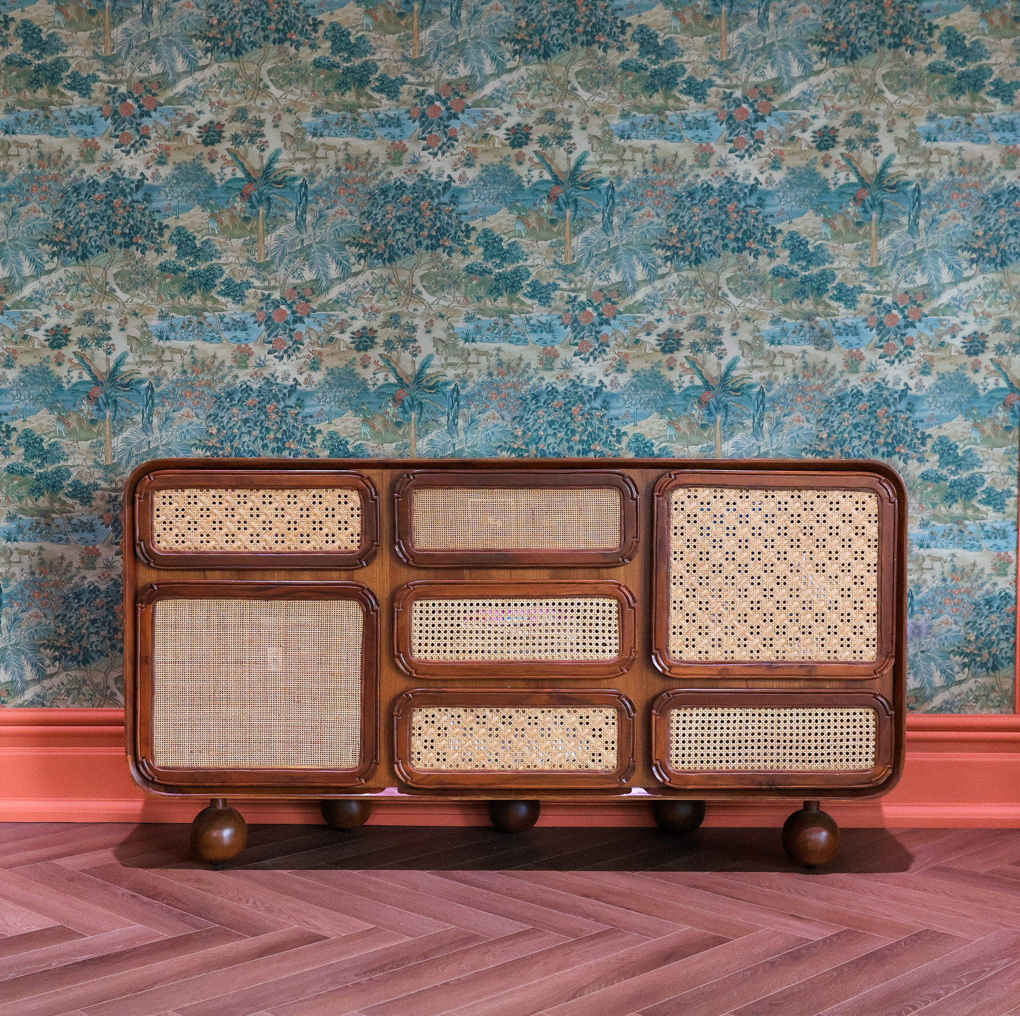 Sihai Chest of Drawers