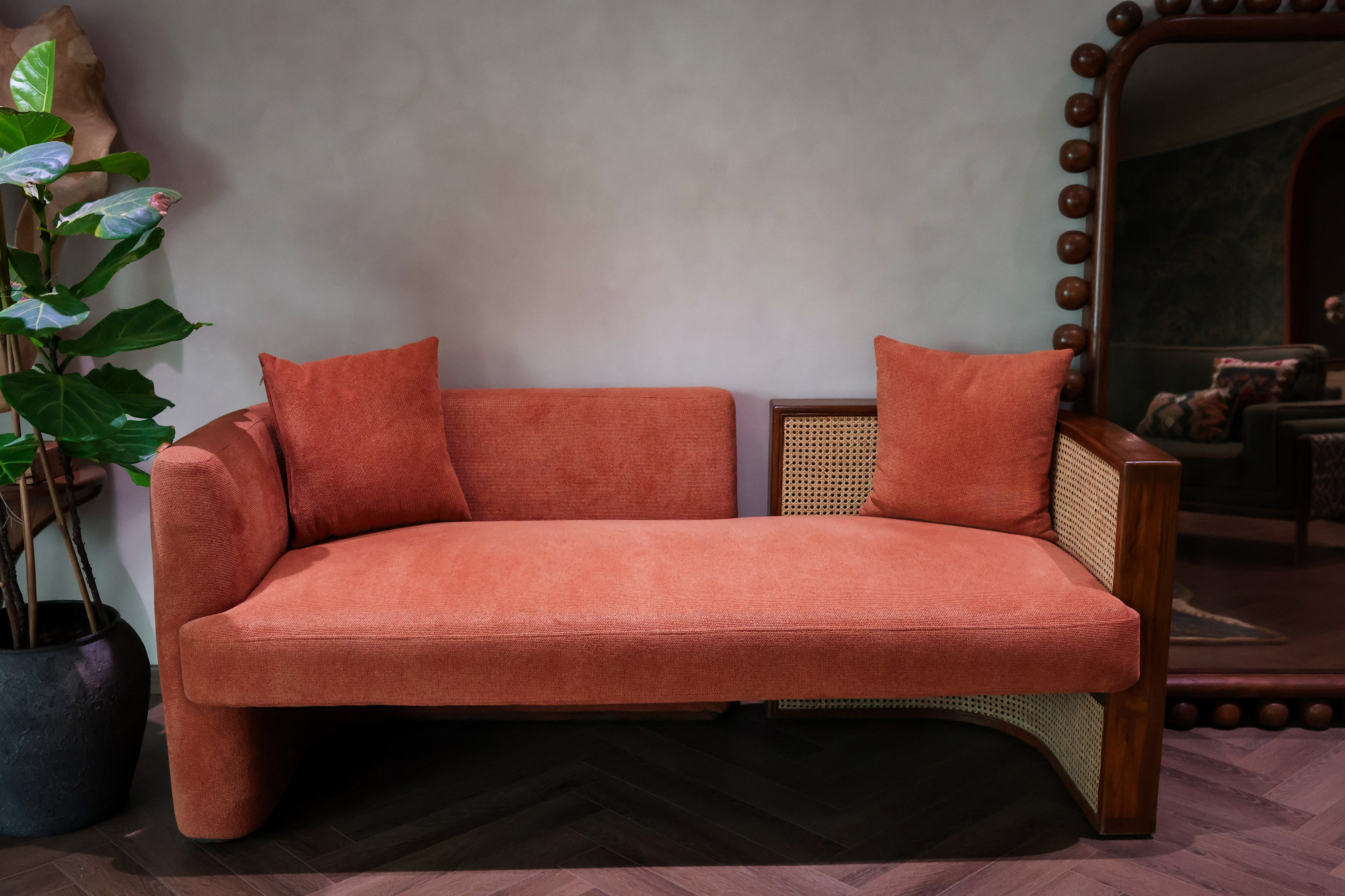 Shola Sofa